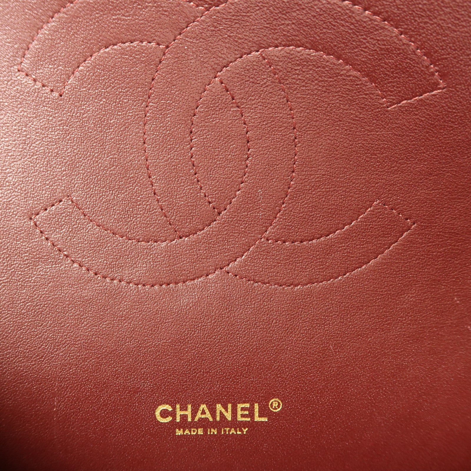 CHANEL 牛皮皮革Maxi Classic金扣鏈帶肩背袋