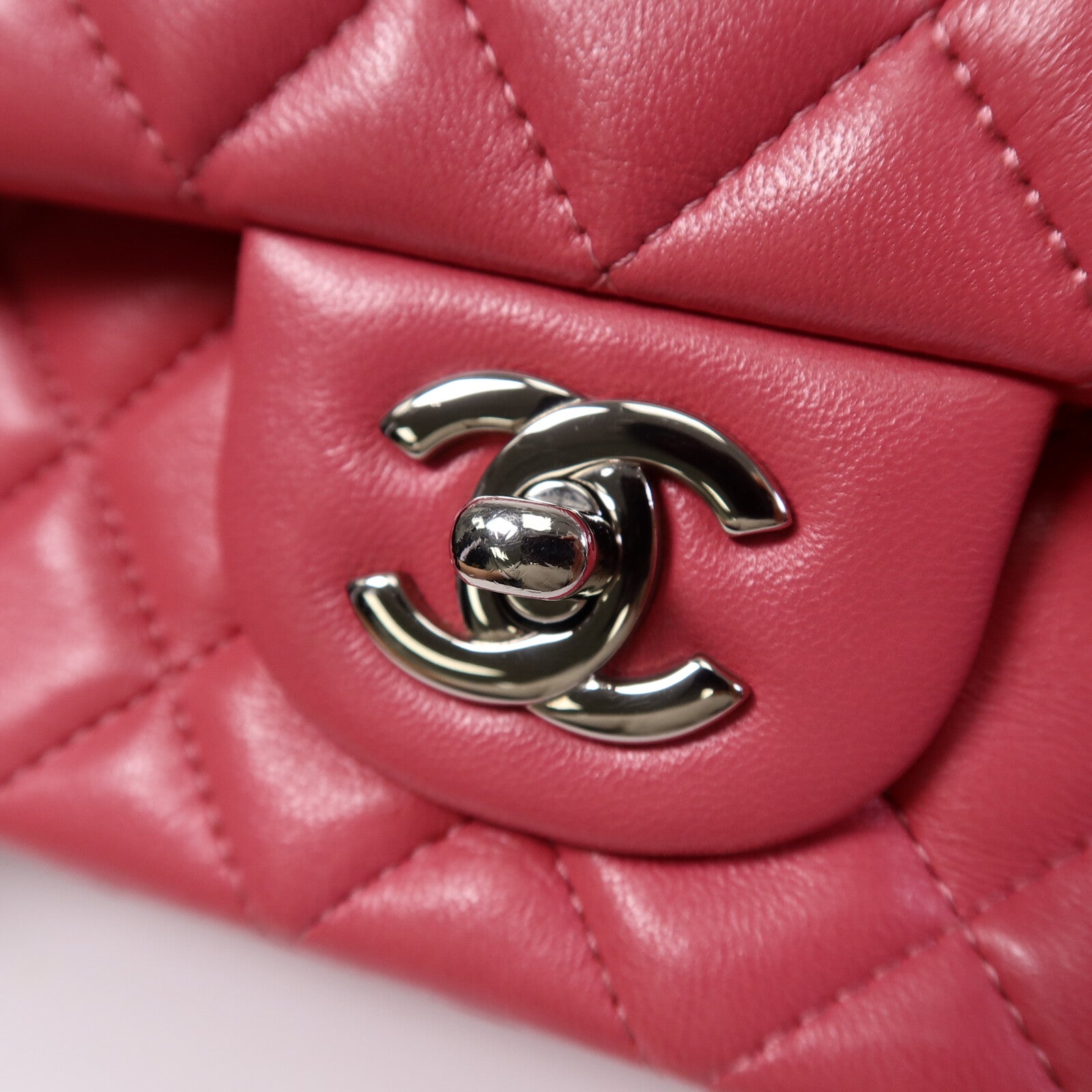 CHANEL 羊皮皮革Classic 20鏈帶肩背袋