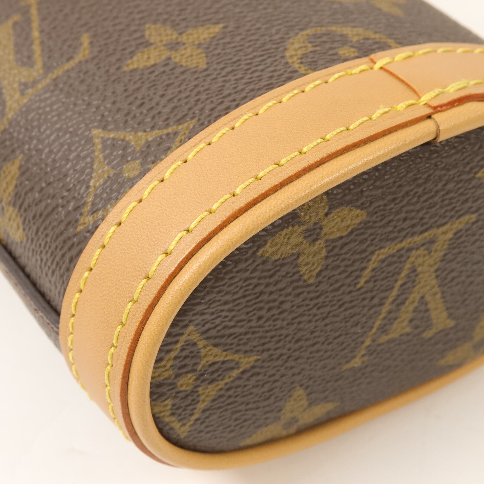 LOUIS VUITTON Monogram Fold Me Pouch肩背袋