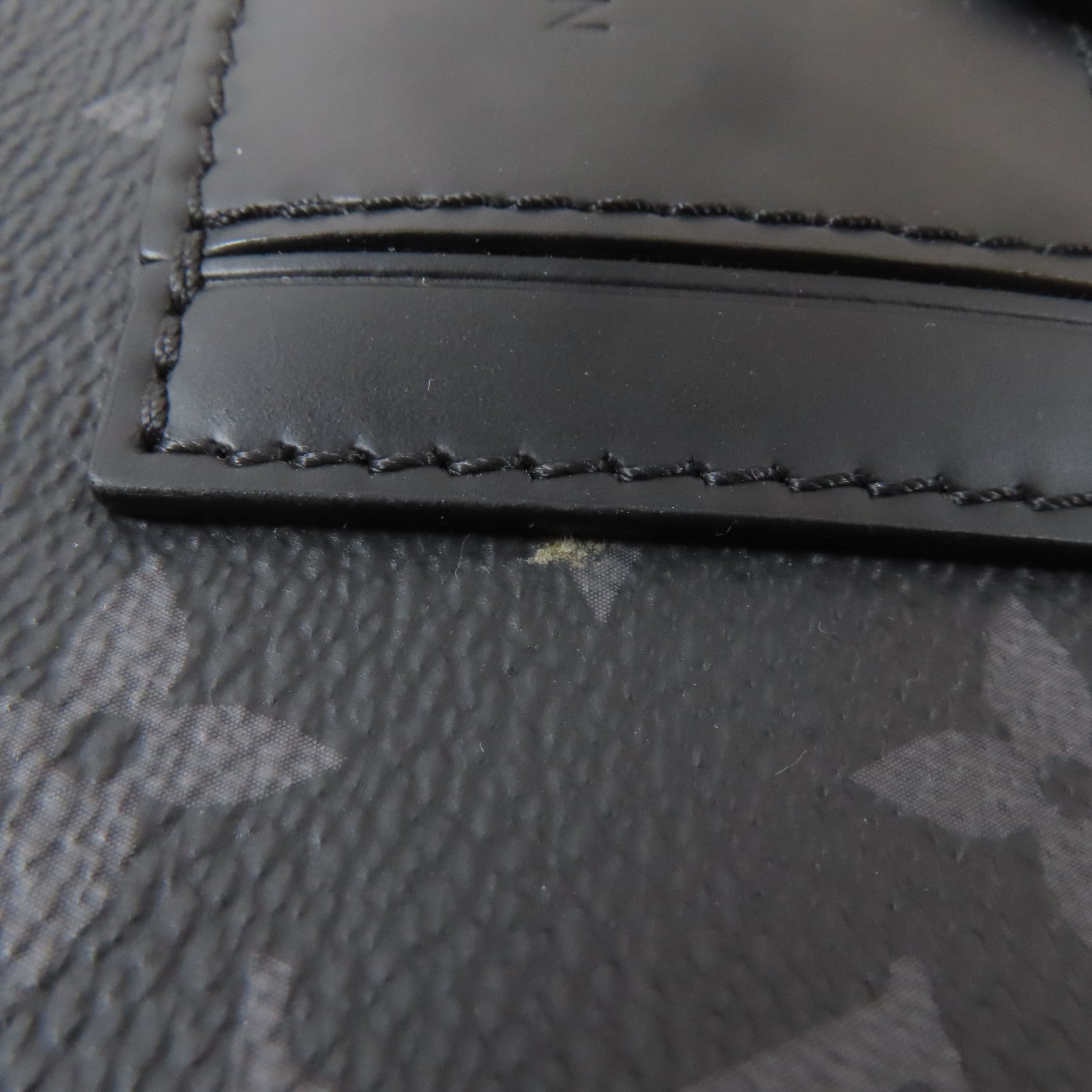 LOUIS VUITTON Monogram Eclipse Messenger PM Voyager銀扣肩背袋黑色