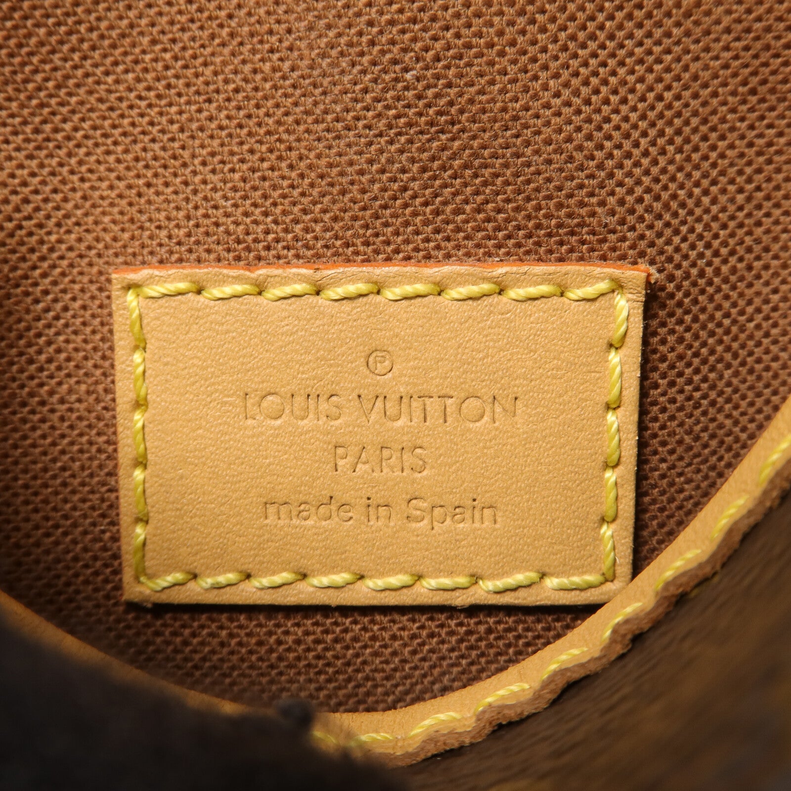 LOUIS VUITTON Monogram Fold Me Pouch肩背袋