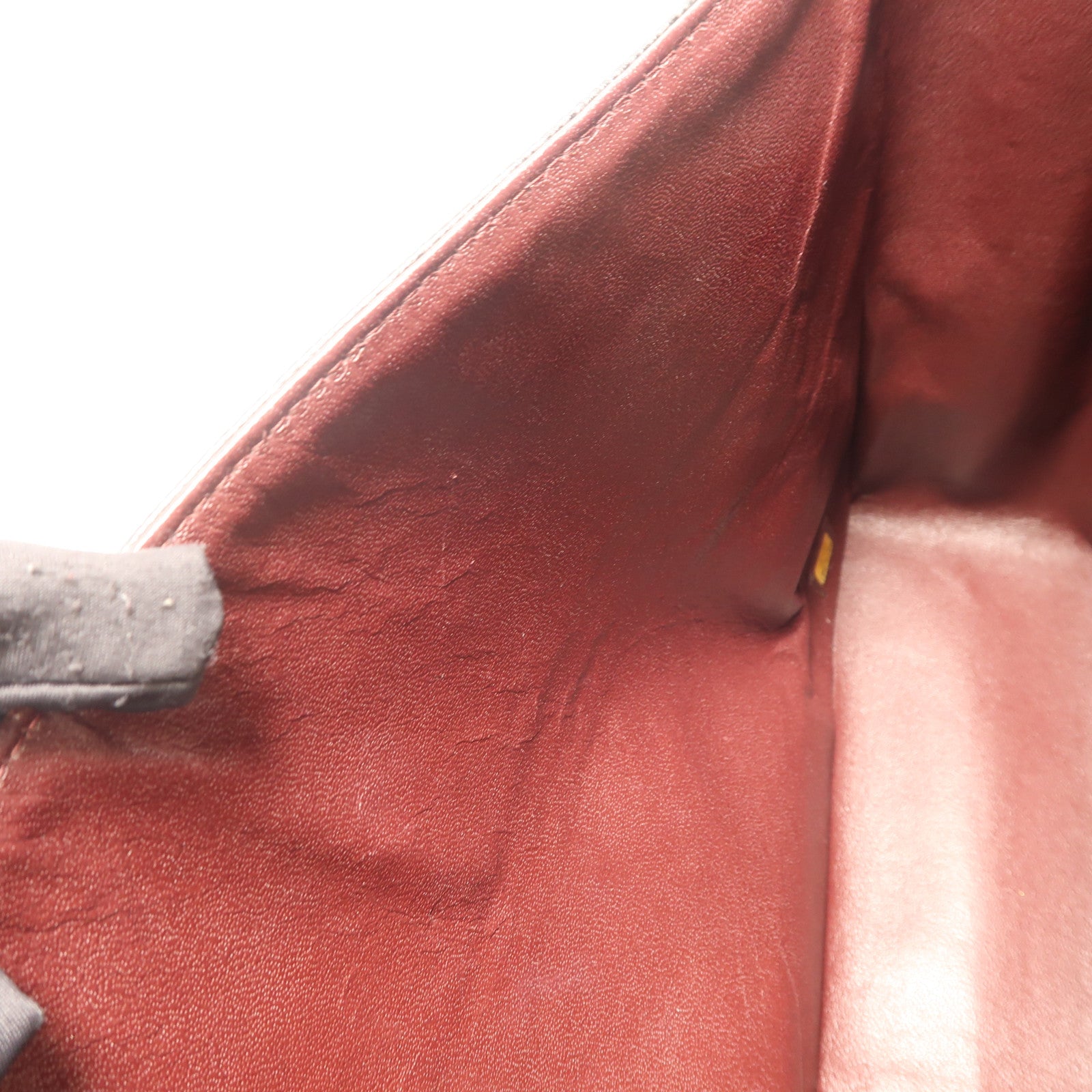 CHANEL 牛皮皮革Maxi Classic金扣鏈帶肩背袋