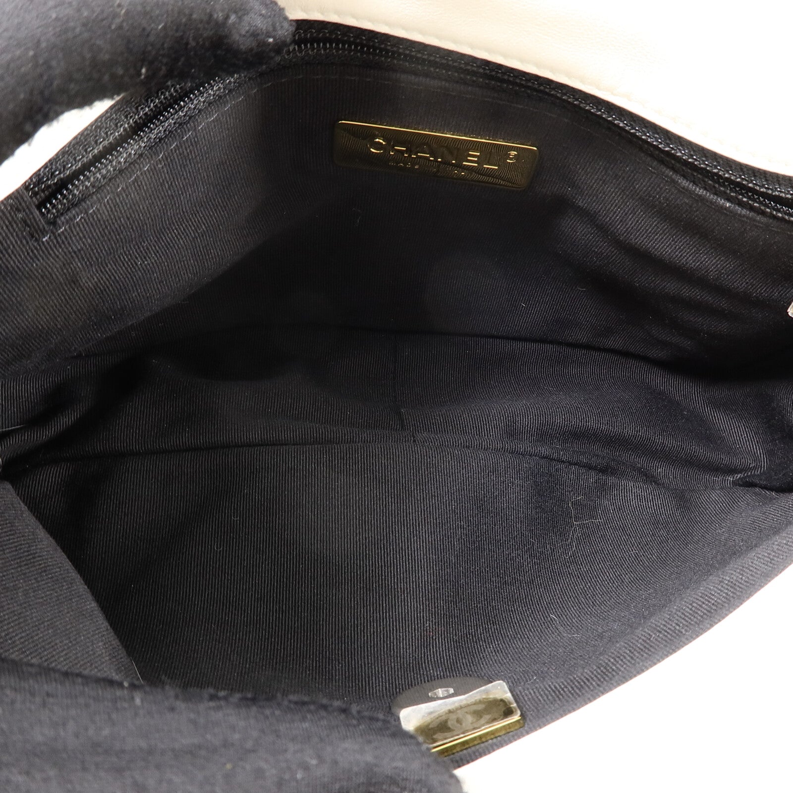 CHANEL 羊皮皮革C19 Small鏈帶肩背袋