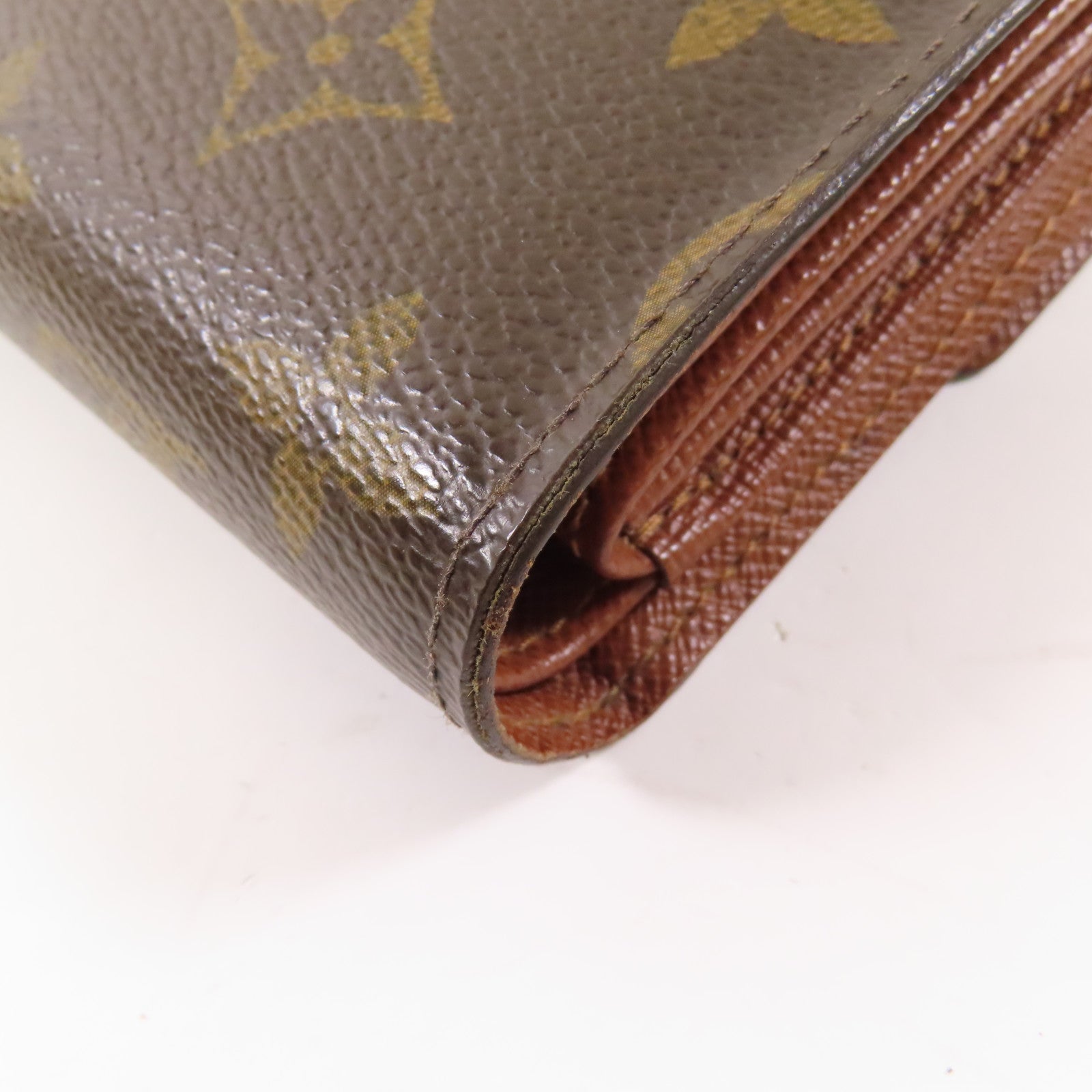 LOUIS VUITTON 【激減優惠】Monogram Alexandra金扣錢包