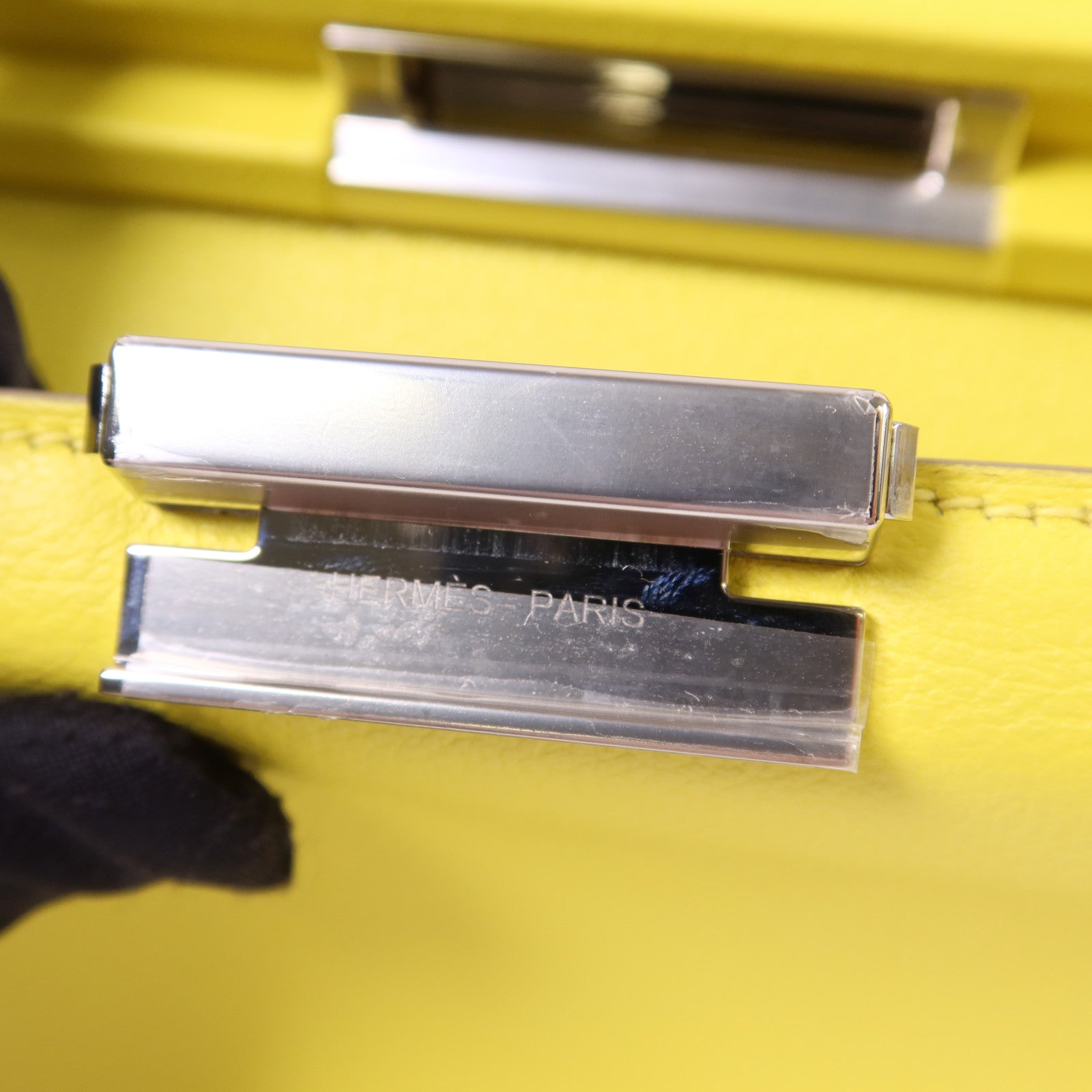 HERMES Evercolor皮革Clic-H 21銀扣肩背袋Lime