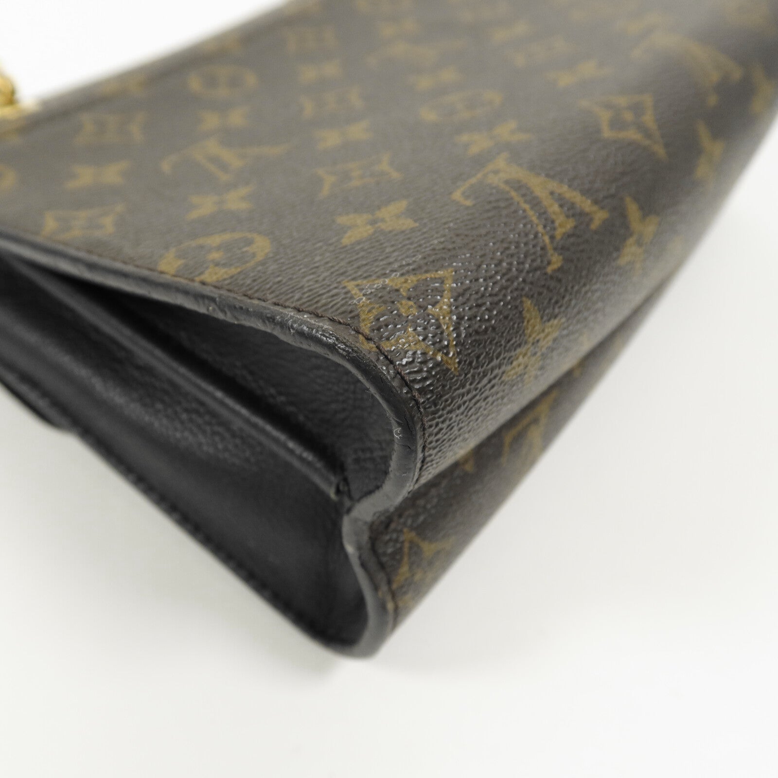 LOUIS VUITTON Monogram Victoire鏈帶肩背袋