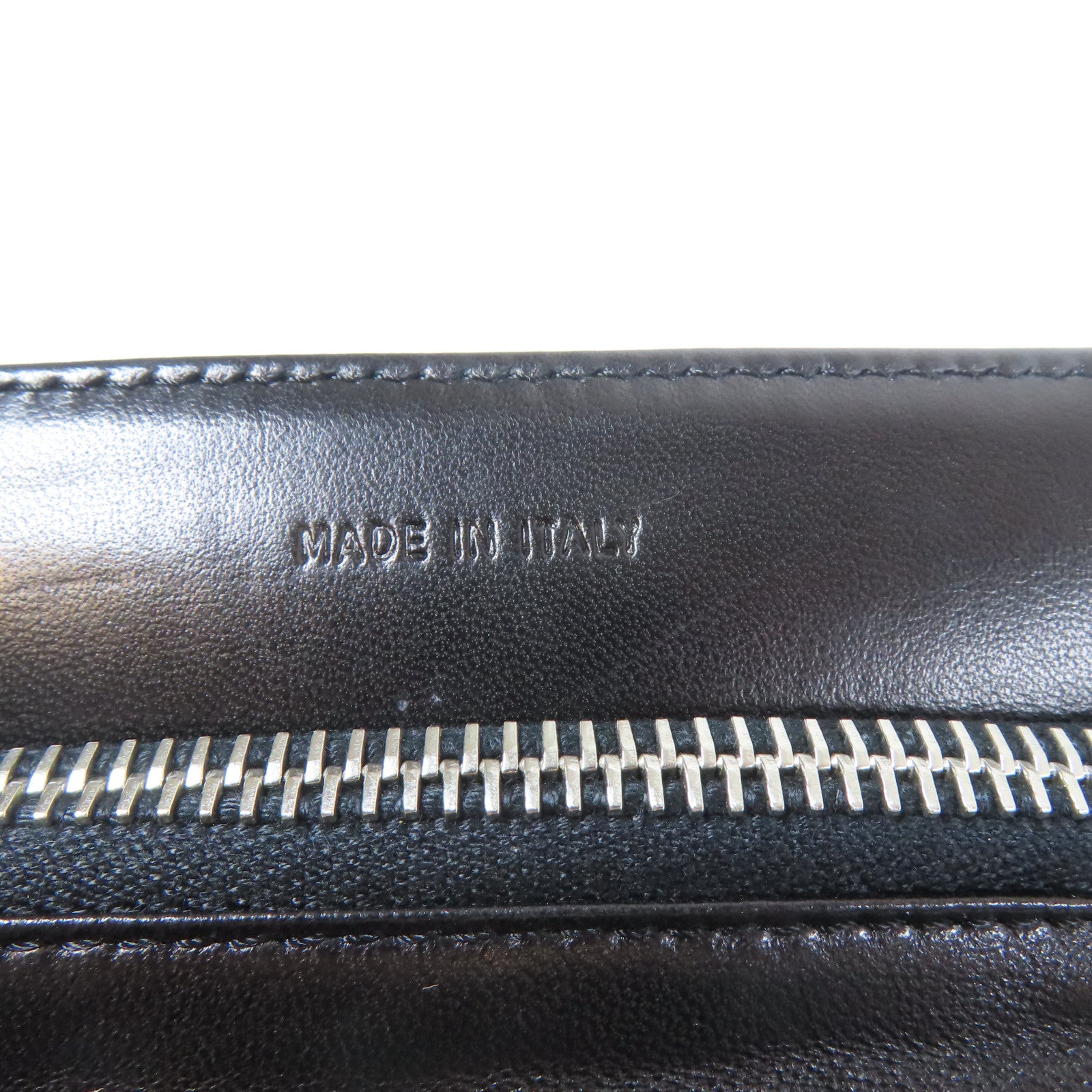 PRADA 尼龍Shoulder Bag銀扣肩背袋黑色