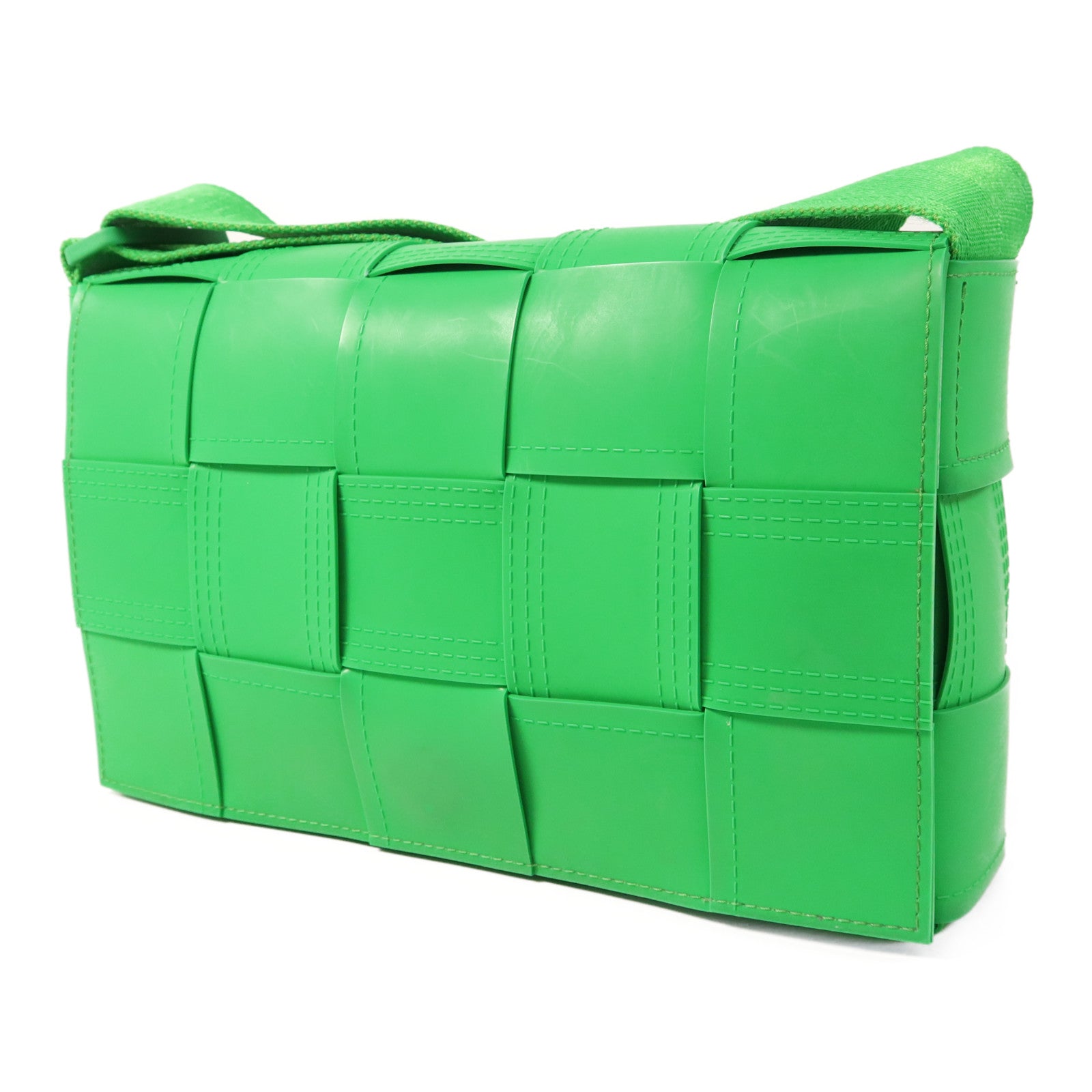 BOTTEGA VENETA PVC Cassette Bag銀扣肩背袋