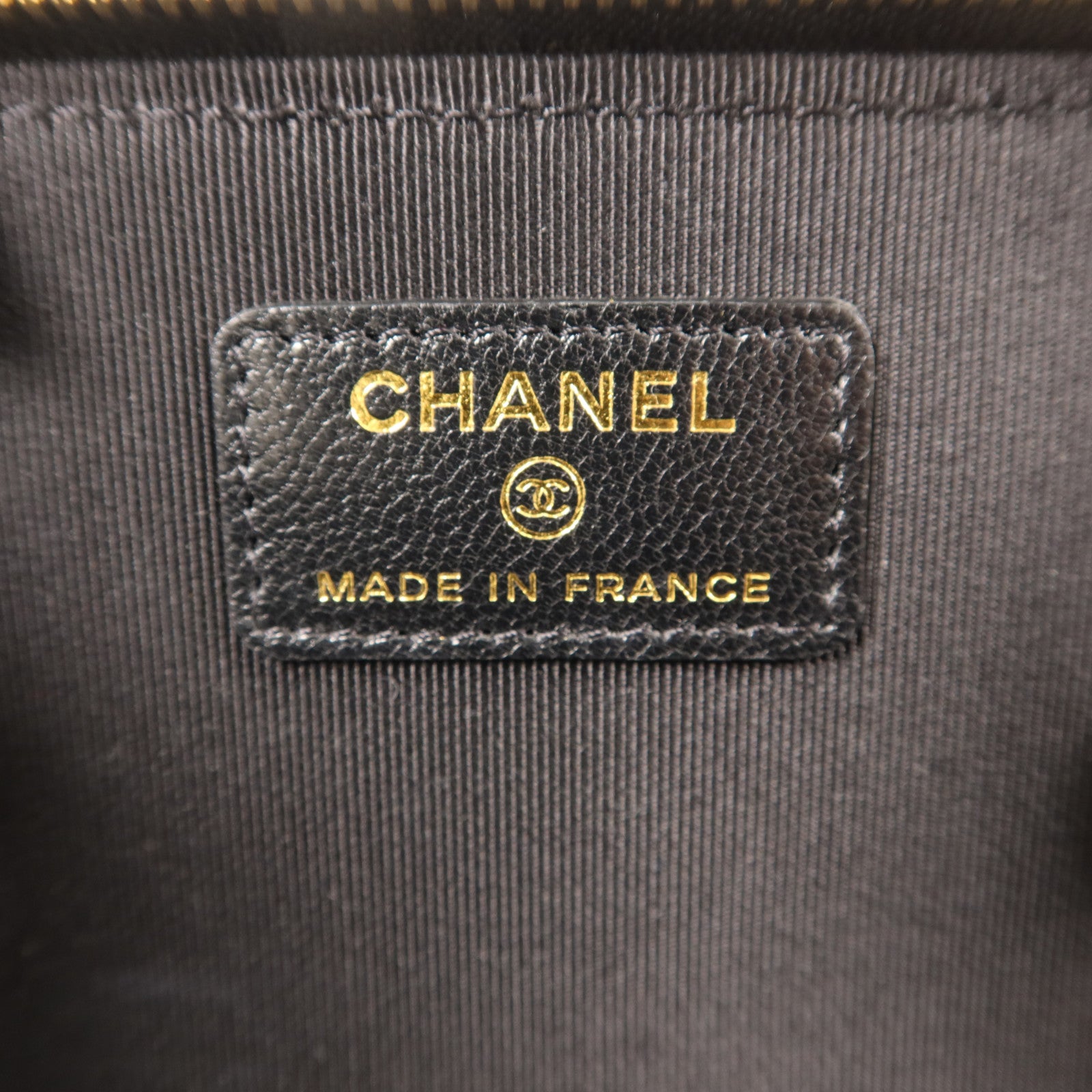 CHANEL 【激減優惠】羊皮皮革Vanity Bag金扣鏈帶肩背袋