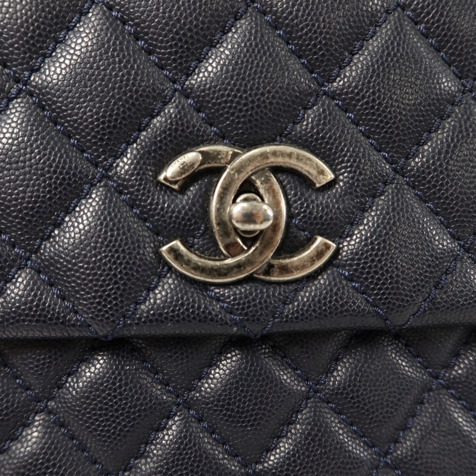 CHANEL 牛皮皮革Coco Handle Large鏈帶手挽肩背兩用袋