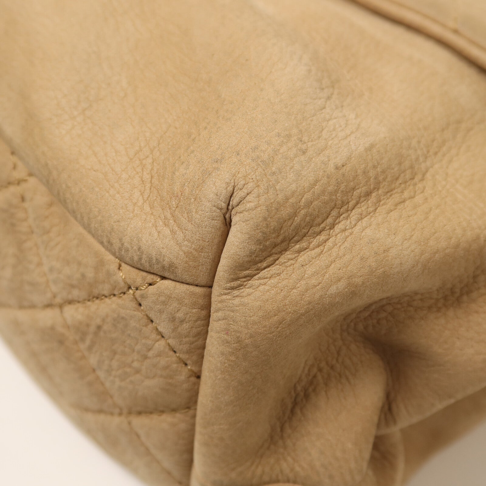 CHANEL Nubuck Seasonal Flap Bag銀扣鏈帶肩背袋