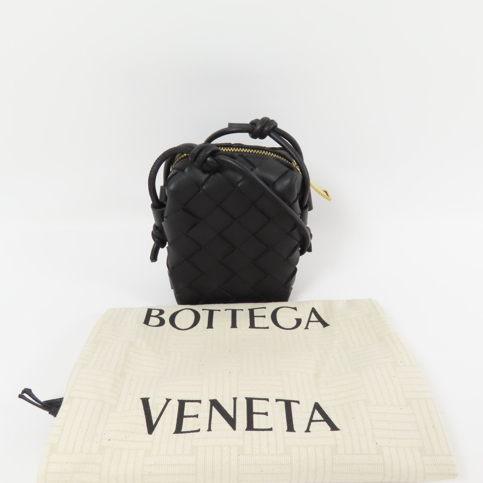 BOTTEGA VENETA 【激減優惠】羊皮皮革Micro Shoulder Bag金扣肩背袋