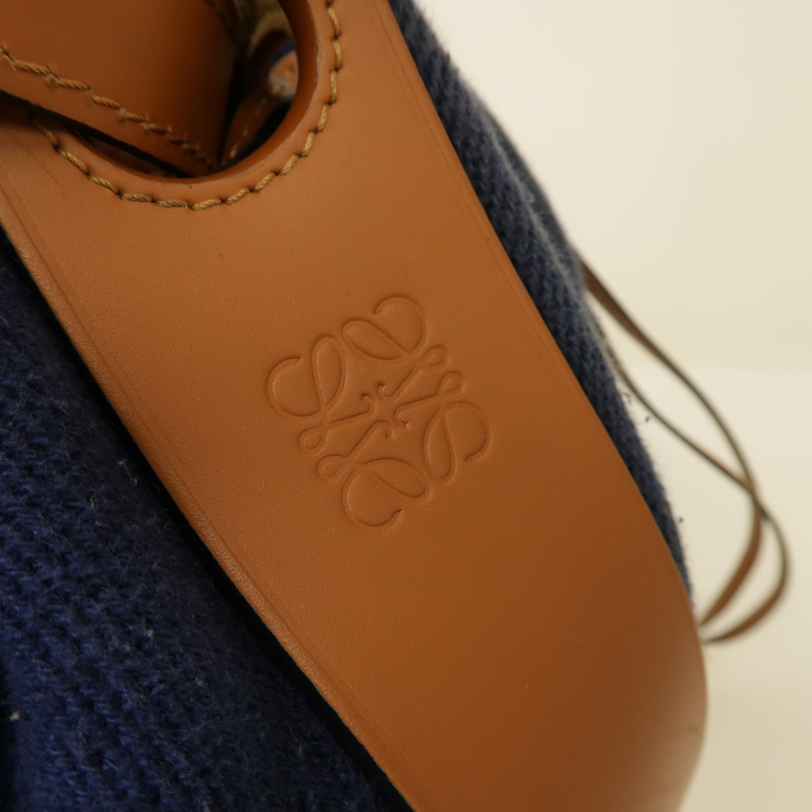 LOEWE 帆布Balloon Bag銀扣手挽肩背兩用袋藍色