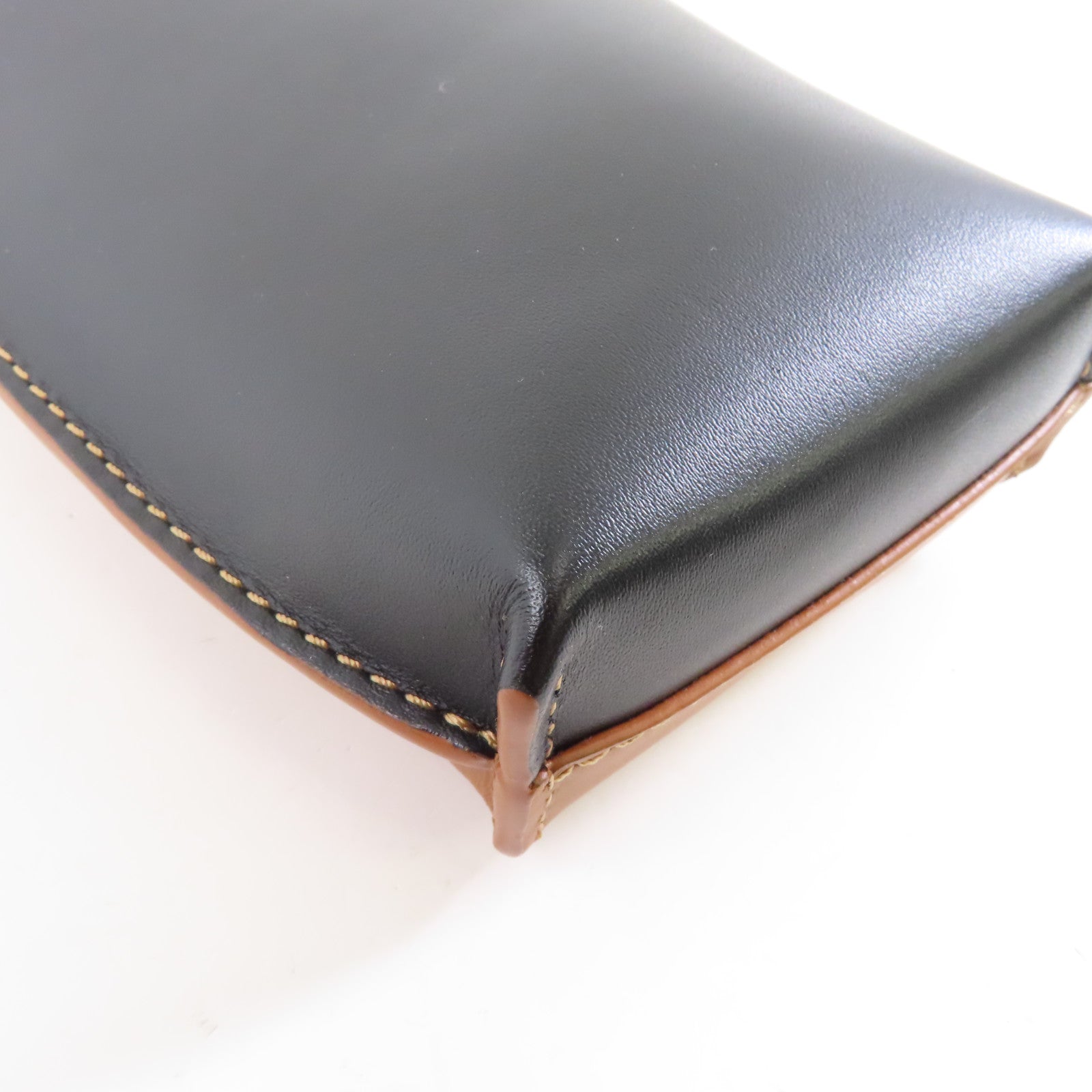 LOEWE 【激減優惠】牛皮皮革Gate Pocket銀扣肩背袋啡色/黑色