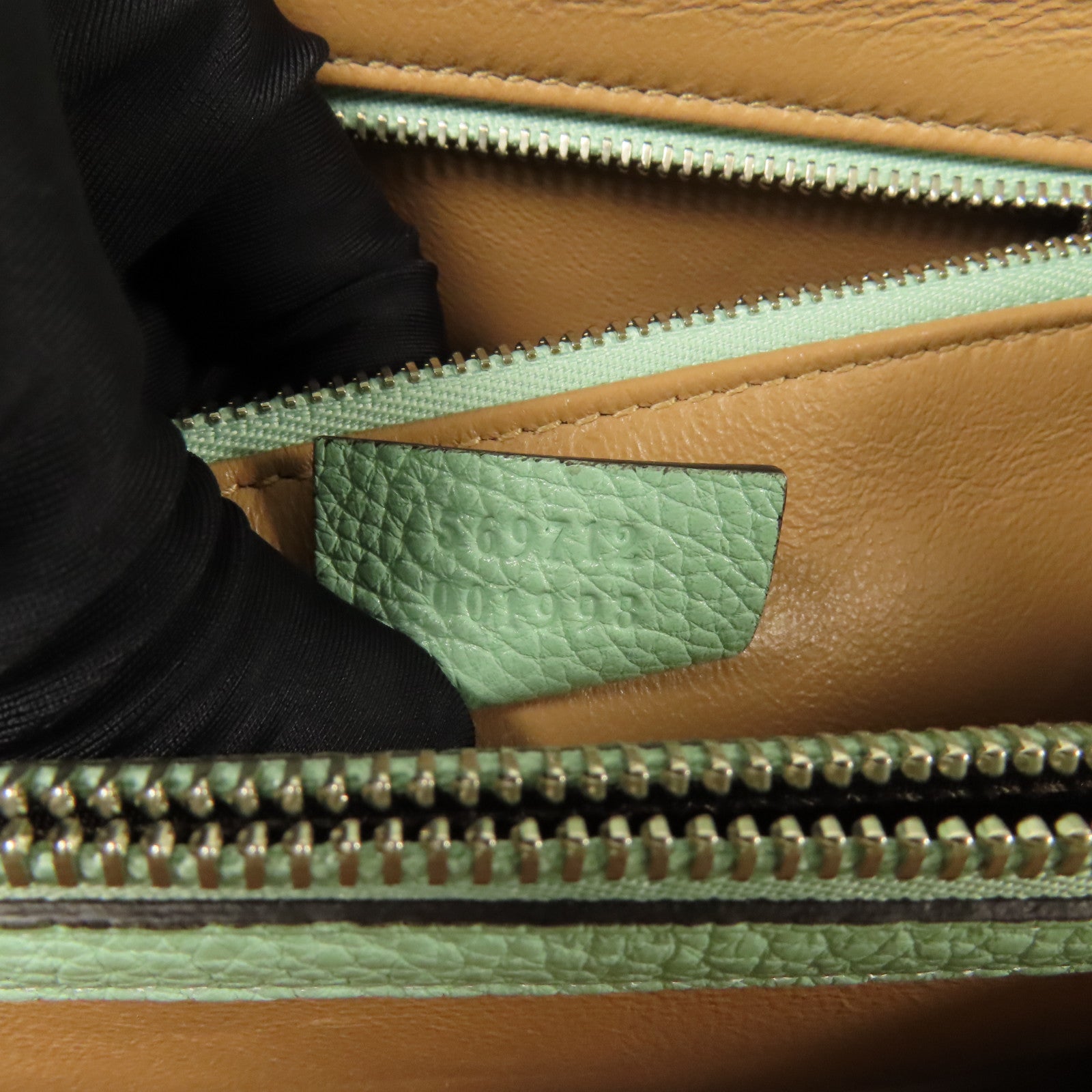 GUCCI 牛皮皮革Shoulder Bag銀扣手挽肩背兩用袋