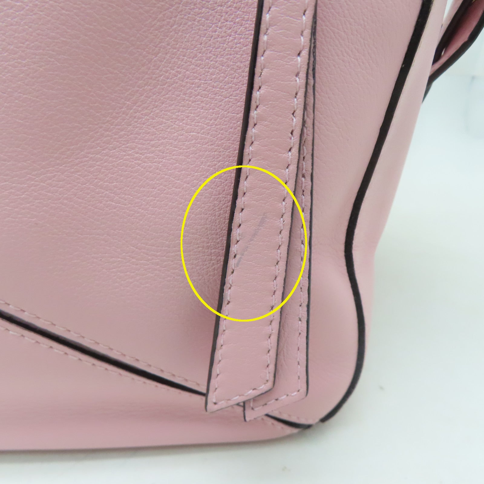LOEWE 【激減優惠】牛皮皮革Puzzle金扣手挽肩背兩用袋粉紅色