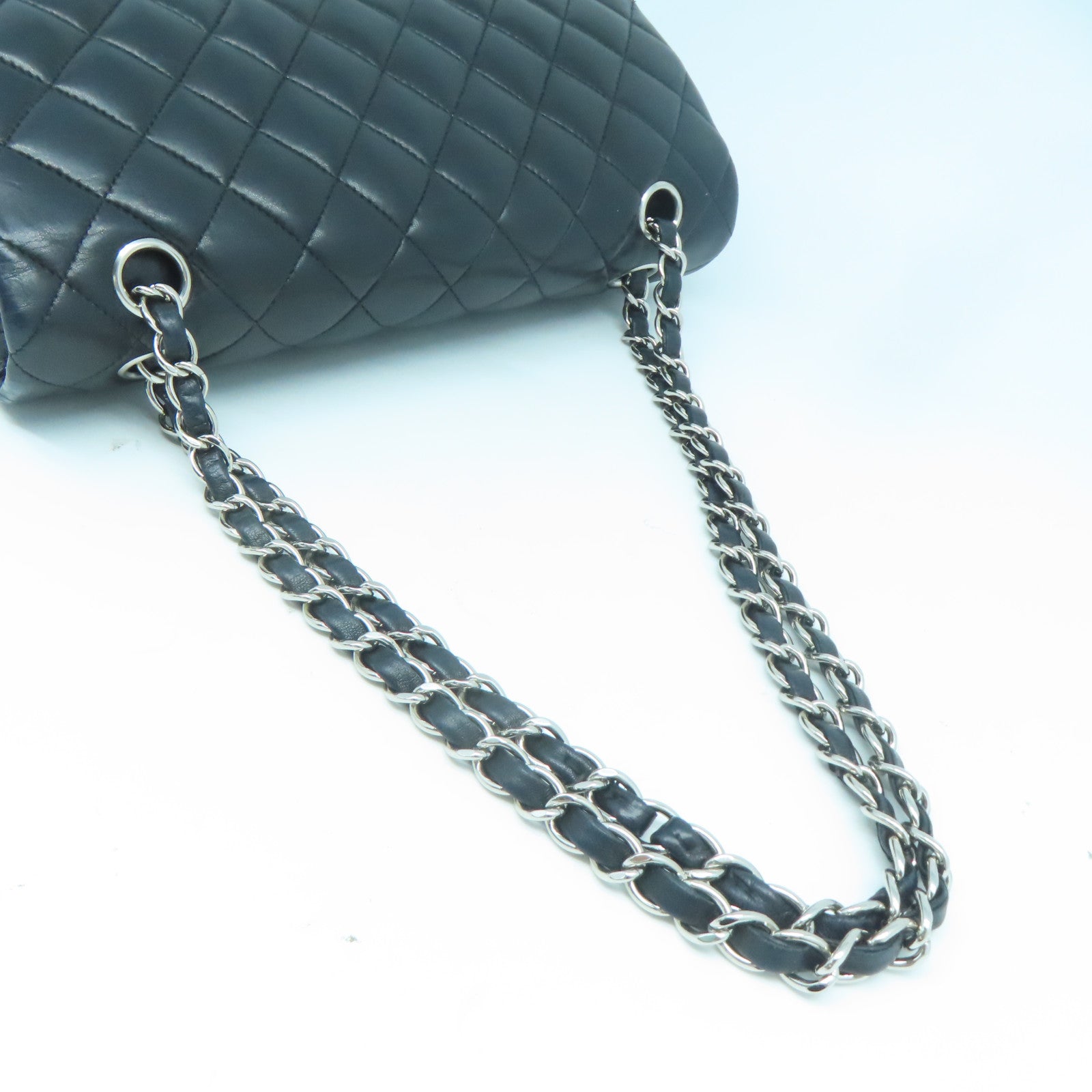CHANEL 【清倉大減價】菱格羊皮皮革Classic銀扣鏈帶肩背袋黑色