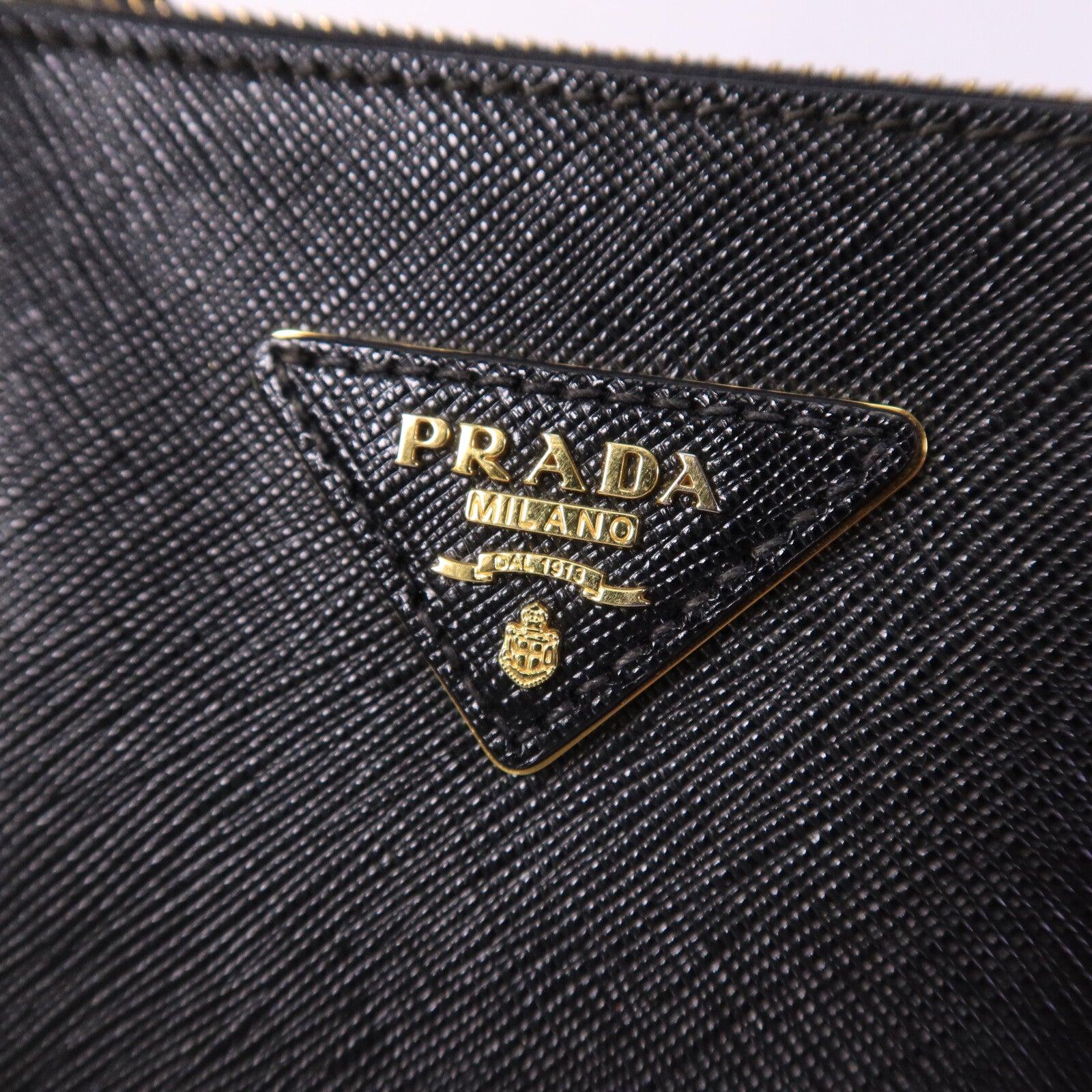 PRADA 牛皮皮革Saffiano Lux手挽肩背兩用袋