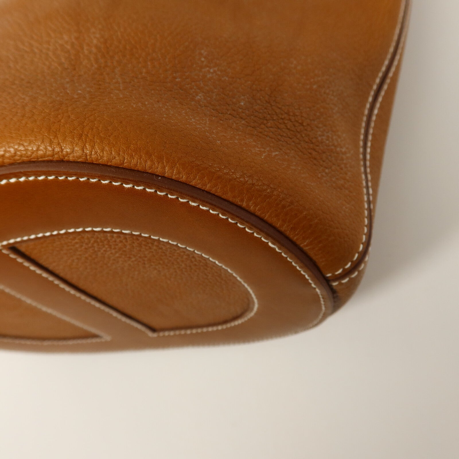 HERMES Barenia皮革In The Loop 23手挽袋