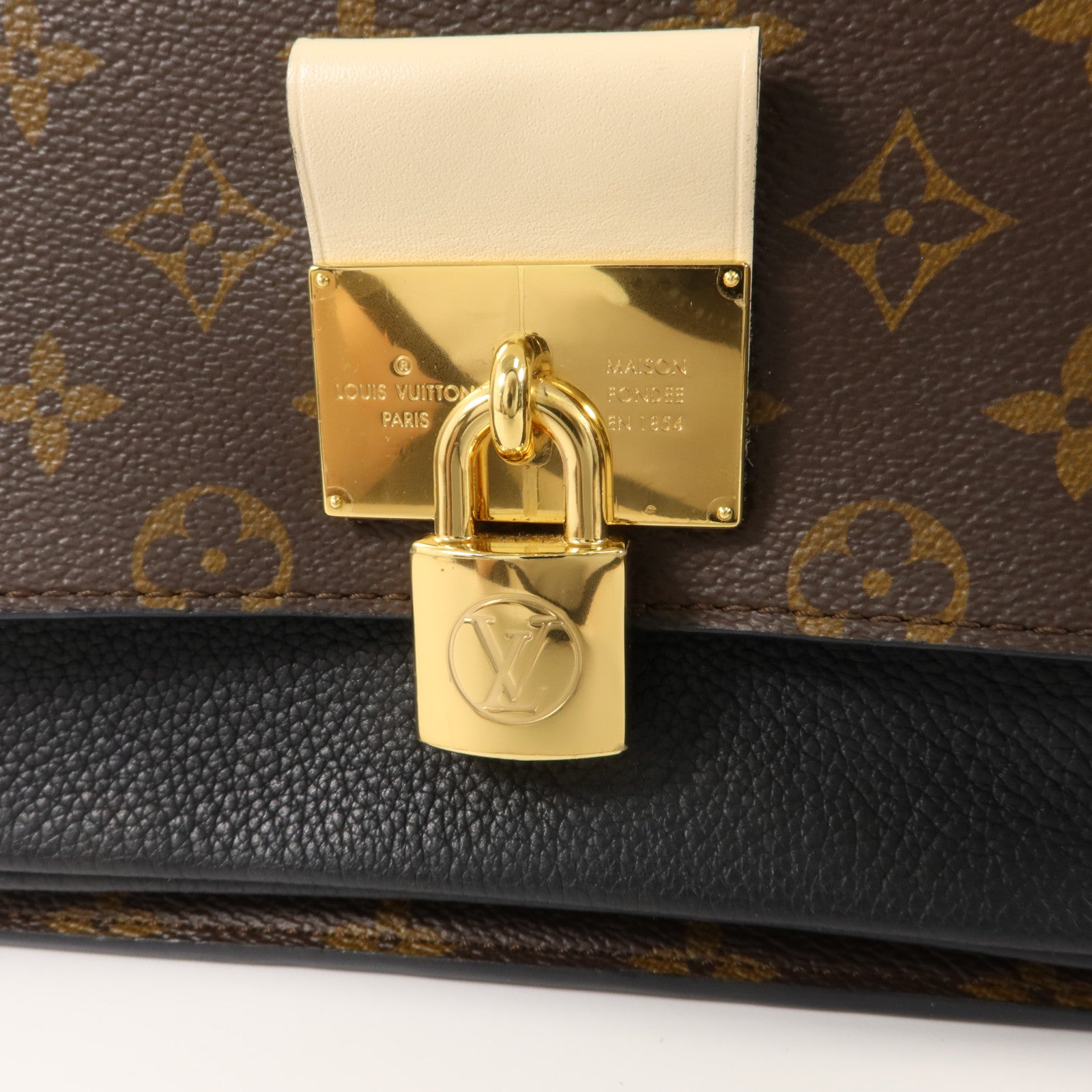 LOUIS VUITTON Monogram Vanguard金扣手挽肩背兩用袋