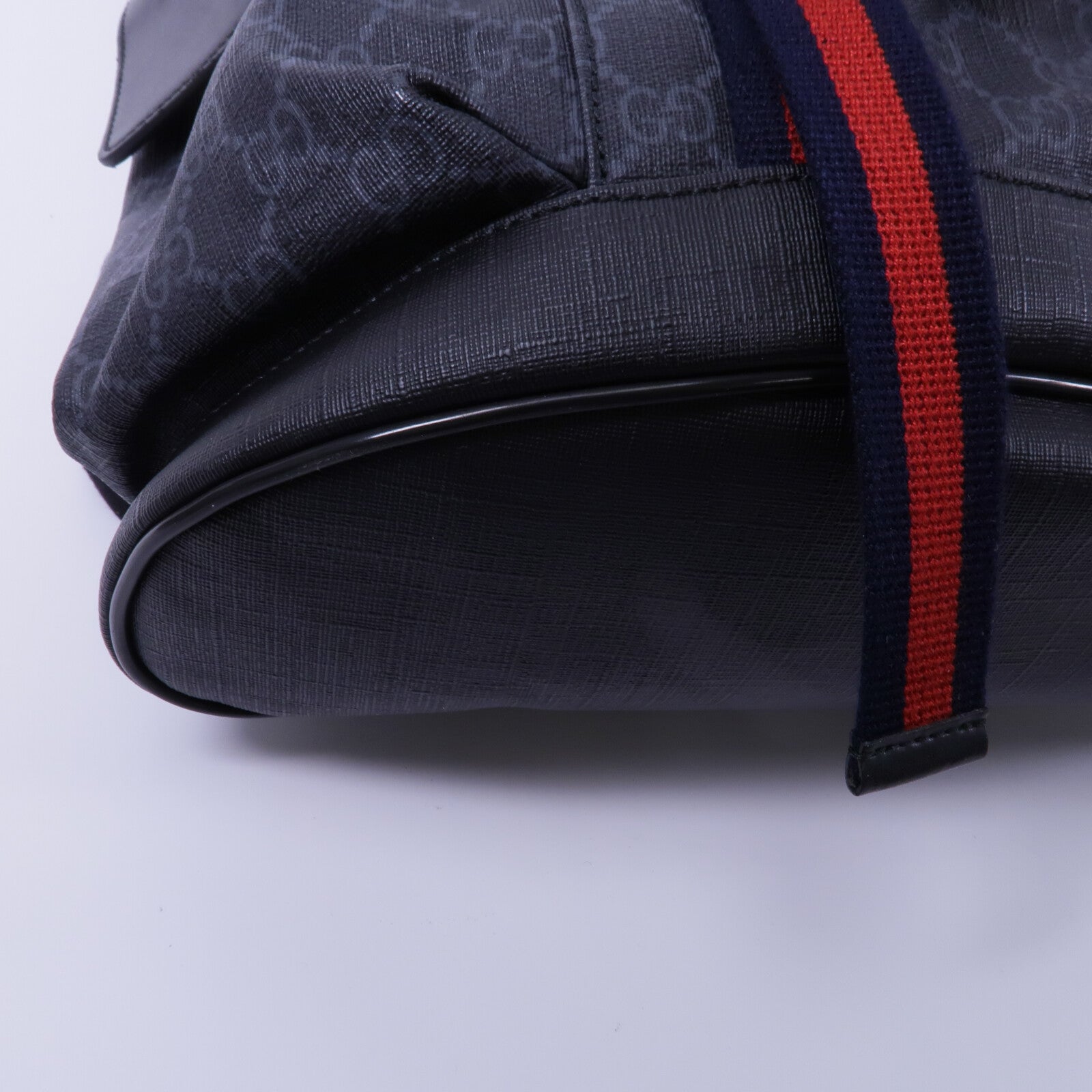 GUCCI 塗層帆布GG Supreme Backpack背包