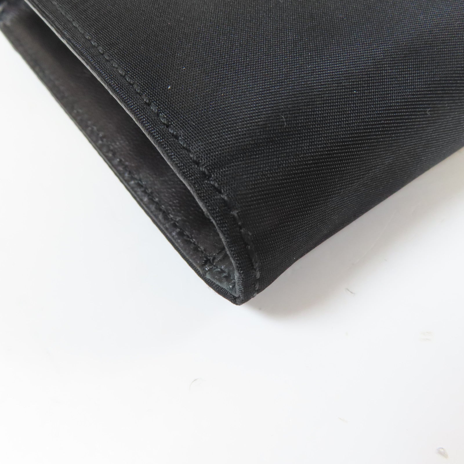 PRADA 尼龍Shoulder Bag銀扣肩背袋黑色