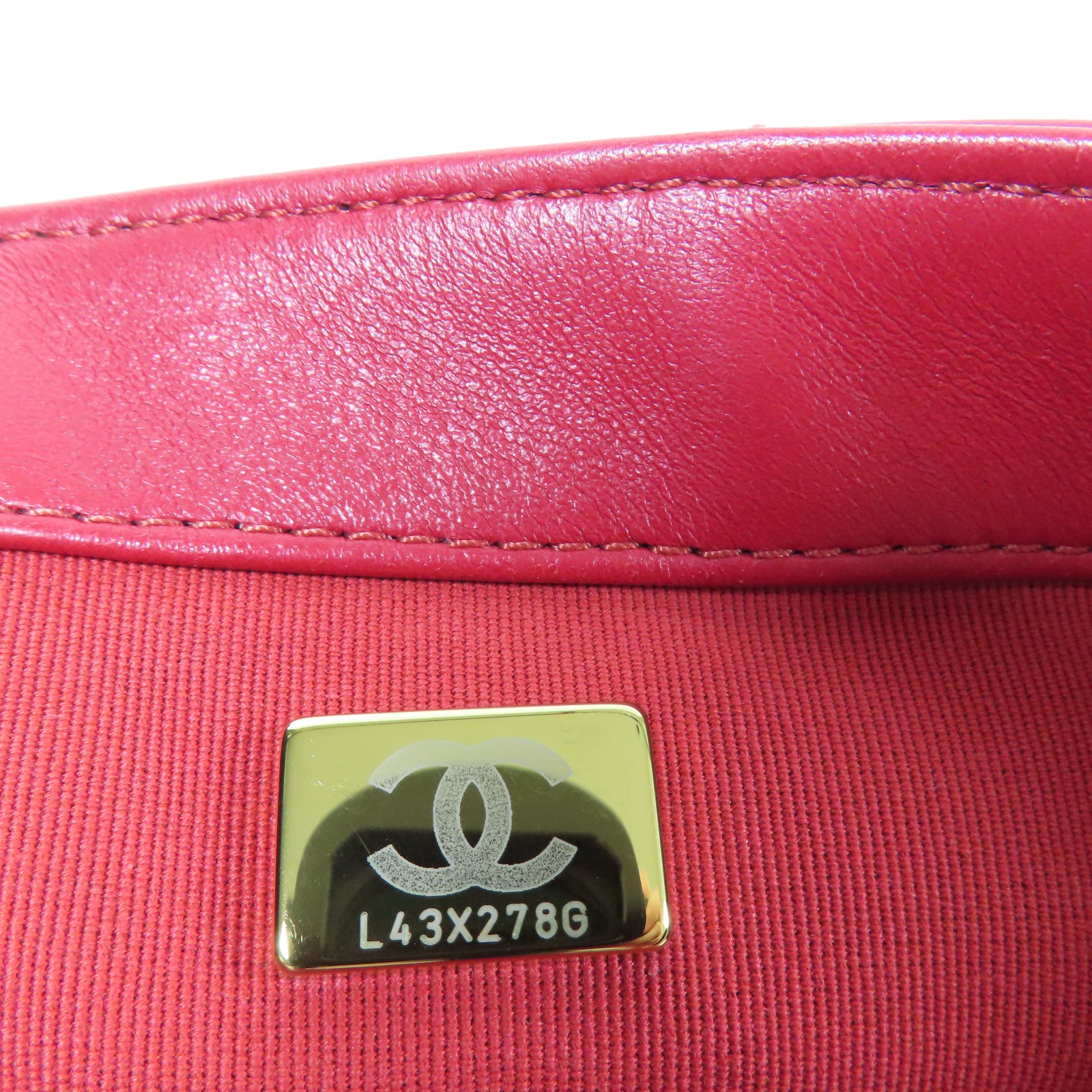 CHANEL 羊皮皮革Chain Shoulder金扣肩背袋