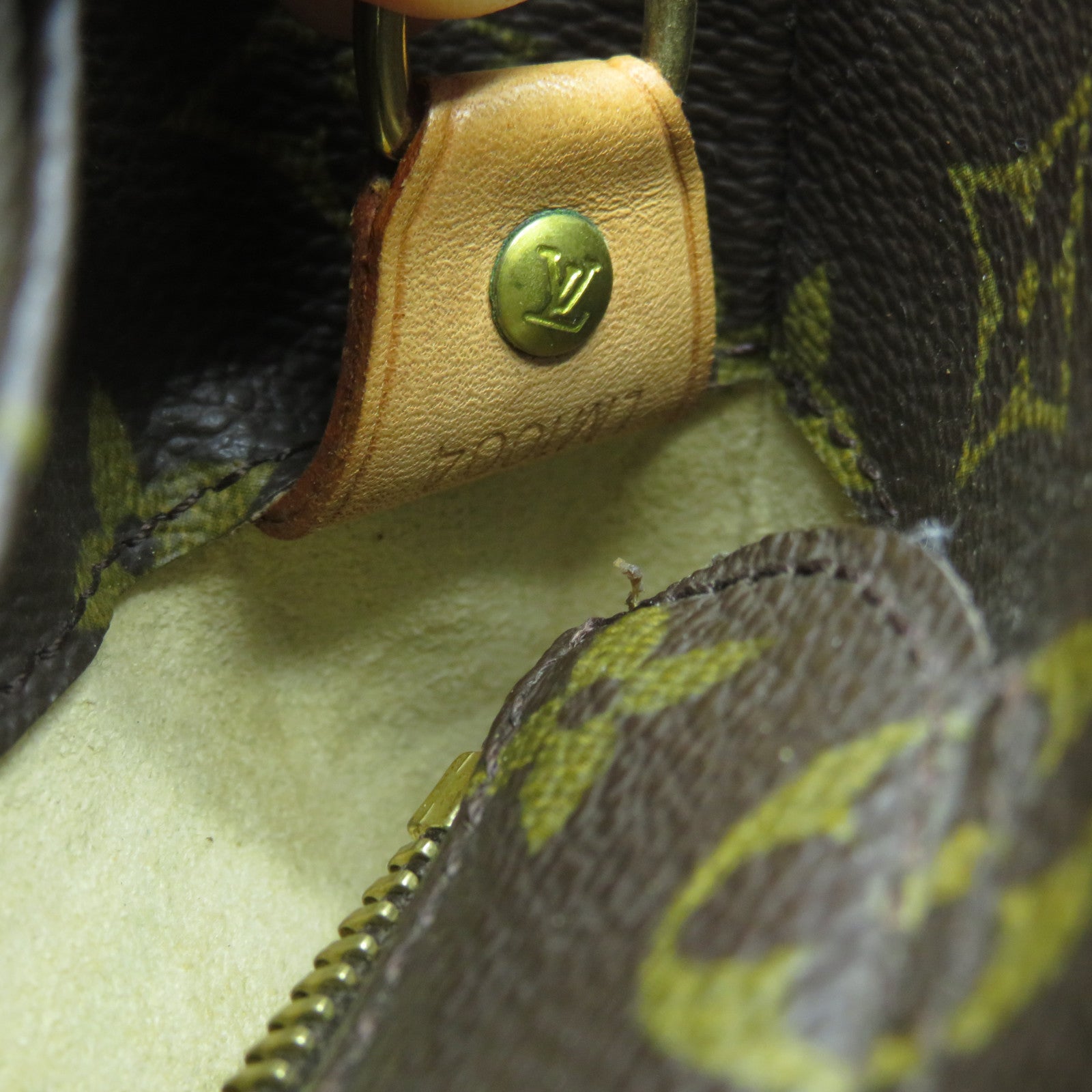LOUIS VUITTON 【激減優惠】Monogram Luco Tote Bag金扣手挽袋啡色