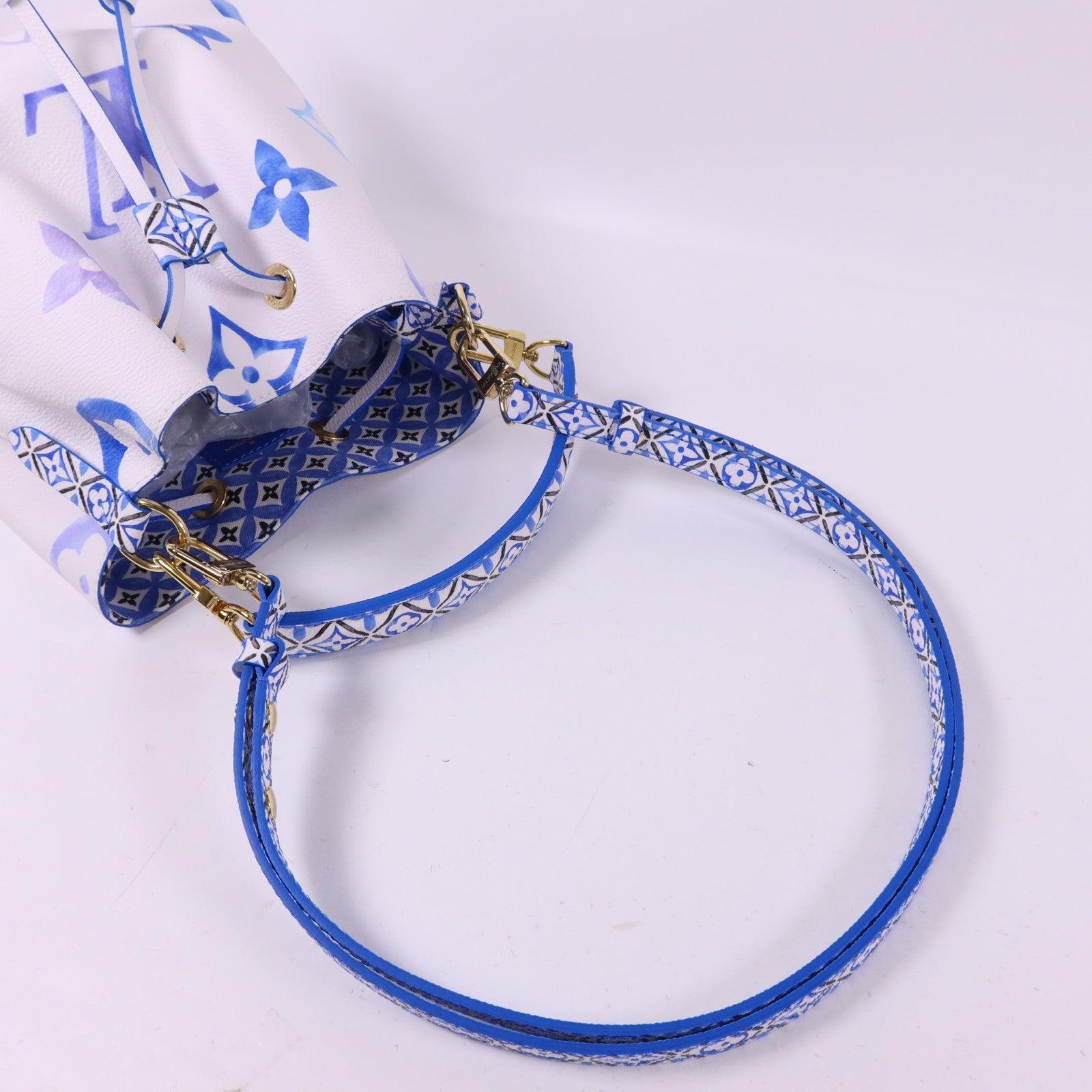 LOUIS VUITTON Monogram Watercolor By The Pool Neo Noe BB金扣手挽肩背兩用袋