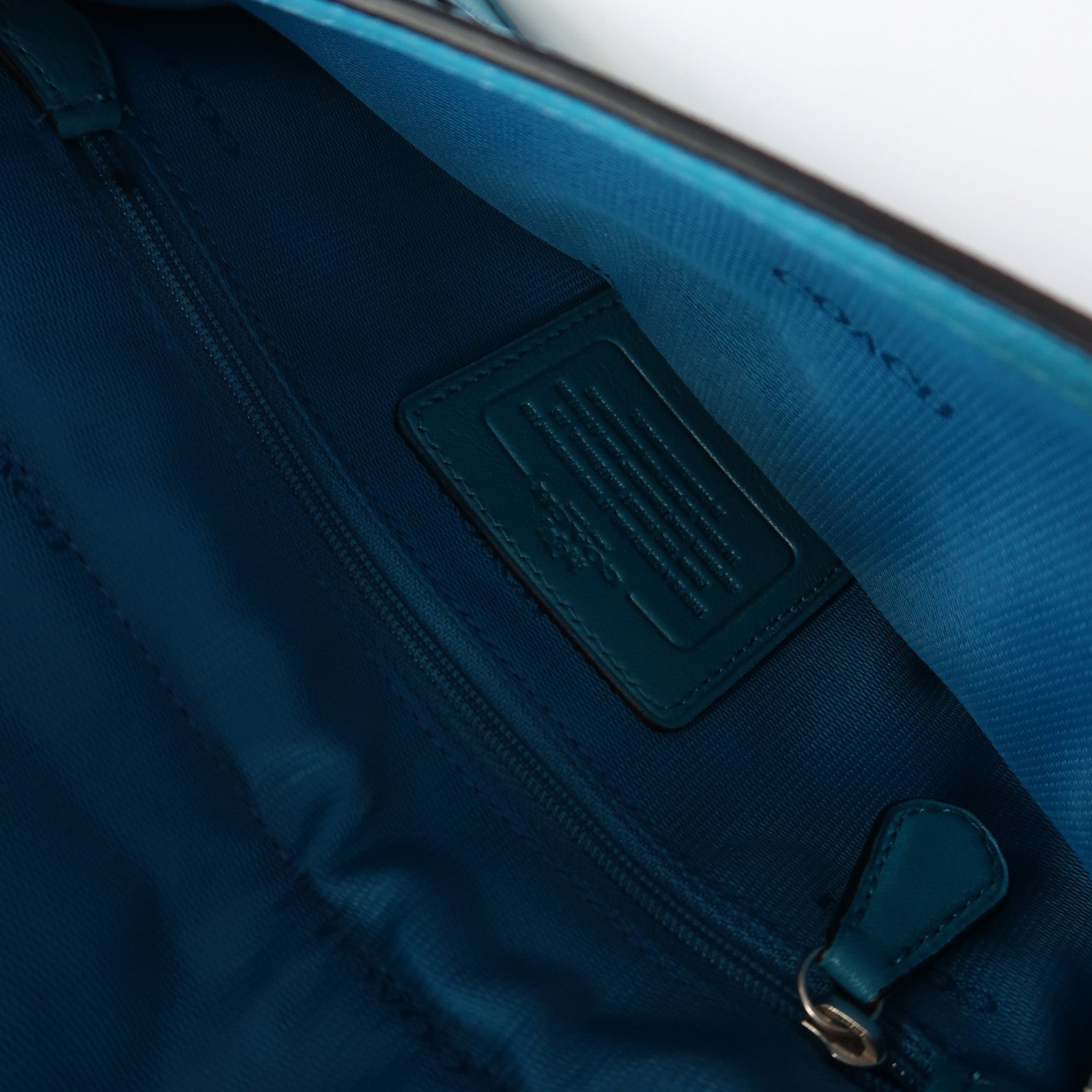 COACH 牛皮皮革Shoulder Bag銀扣肩背袋