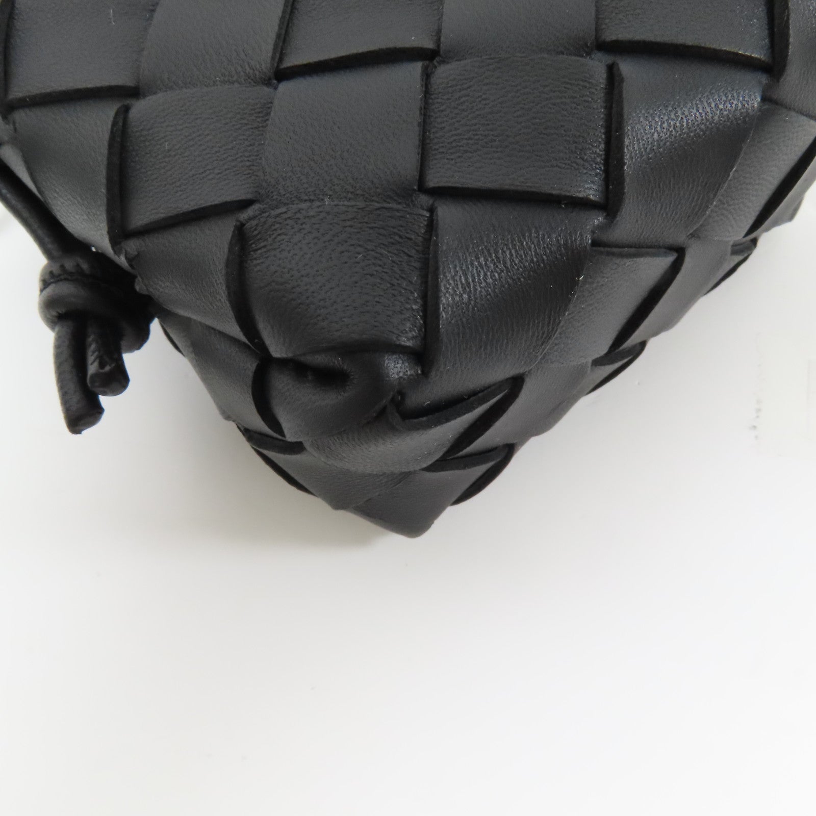 BOTTEGA VENETA 【激減優惠】羊皮皮革Micro Shoulder Bag金扣肩背袋