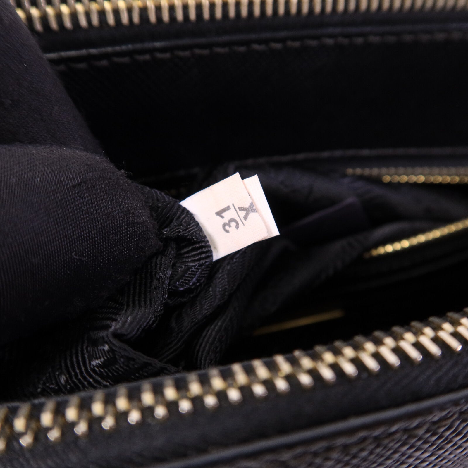 PRADA 牛皮皮革Saffiano Lux手挽肩背兩用袋