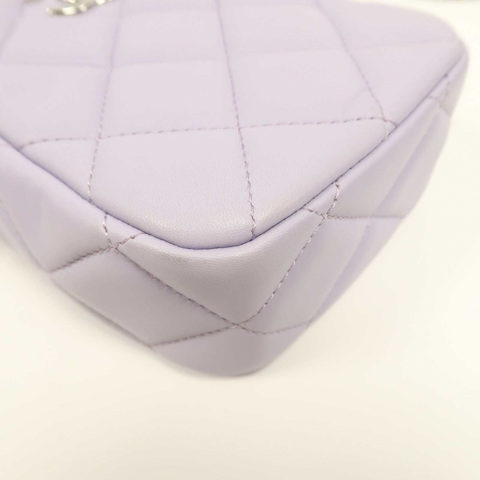 CHANEL 【激減優惠】菱格羊皮皮革Chain Shoulder銀扣鏈帶肩背袋紫色
