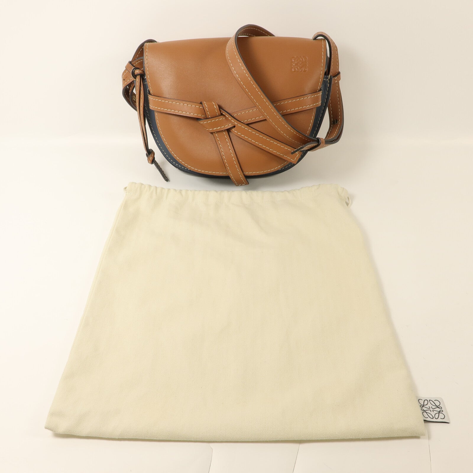 LOEWE 牛皮皮革Gate Small肩背袋