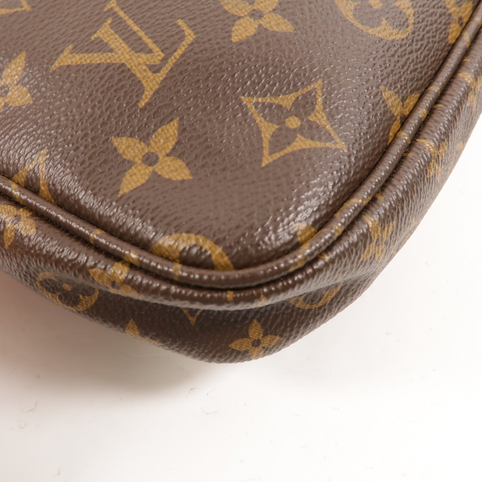LOUIS VUITTON Monogram Multi Pochette Accessoires金扣肩背袋