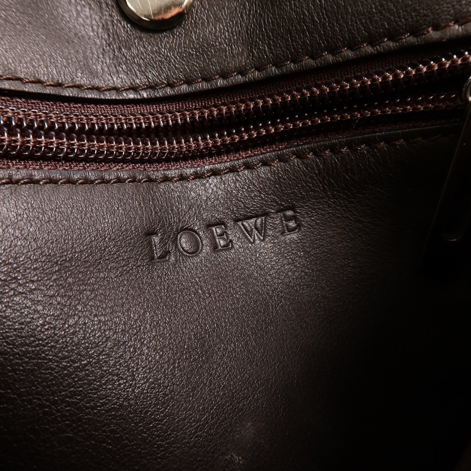 LOEWE 麂皮皮革Anagram肩背袋