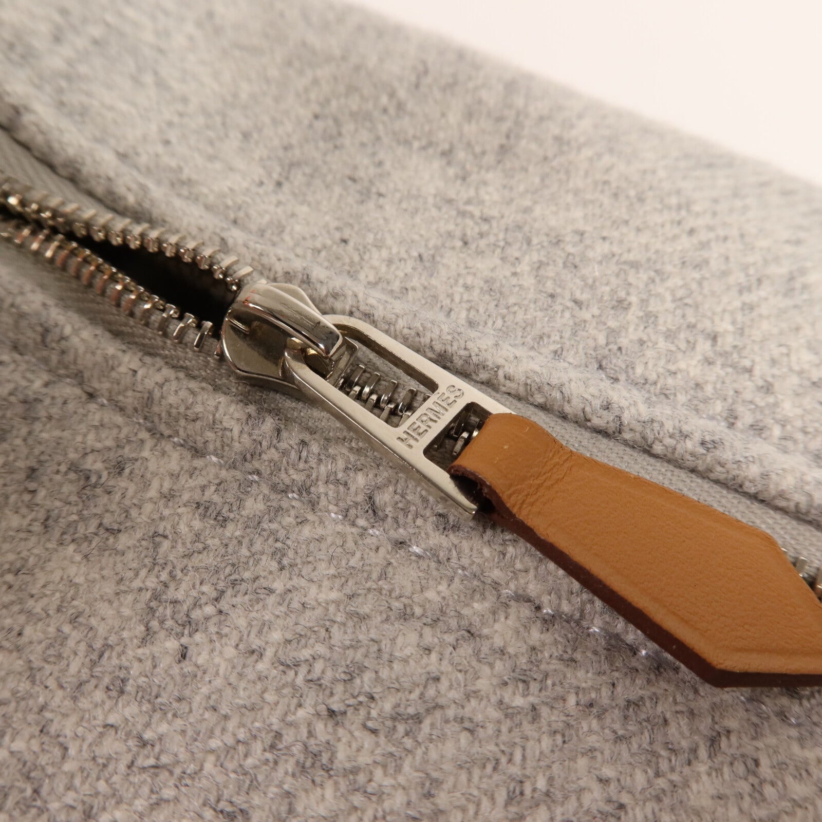 HERMES 羊毛Bride A Brac Case銀扣手挽袋