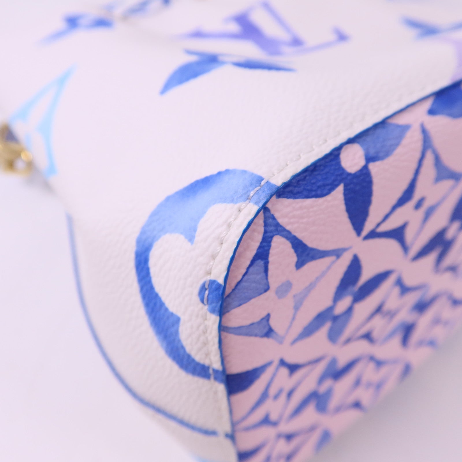 LOUIS VUITTON Monogram Watercolor By The Pool Neo Noe BB金扣手挽肩背兩用袋