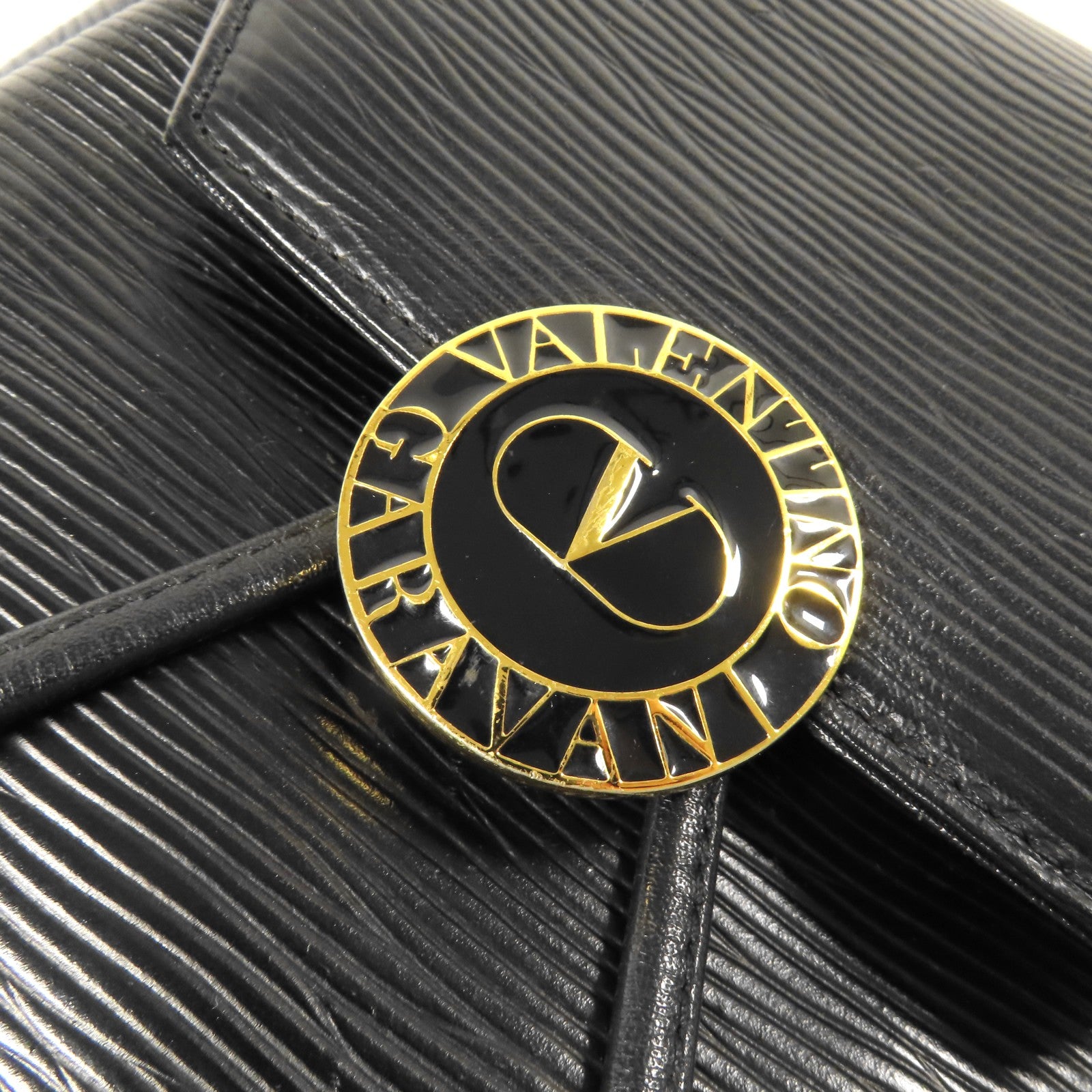 Valentino 牛皮皮革Vintage Backpack金扣背包