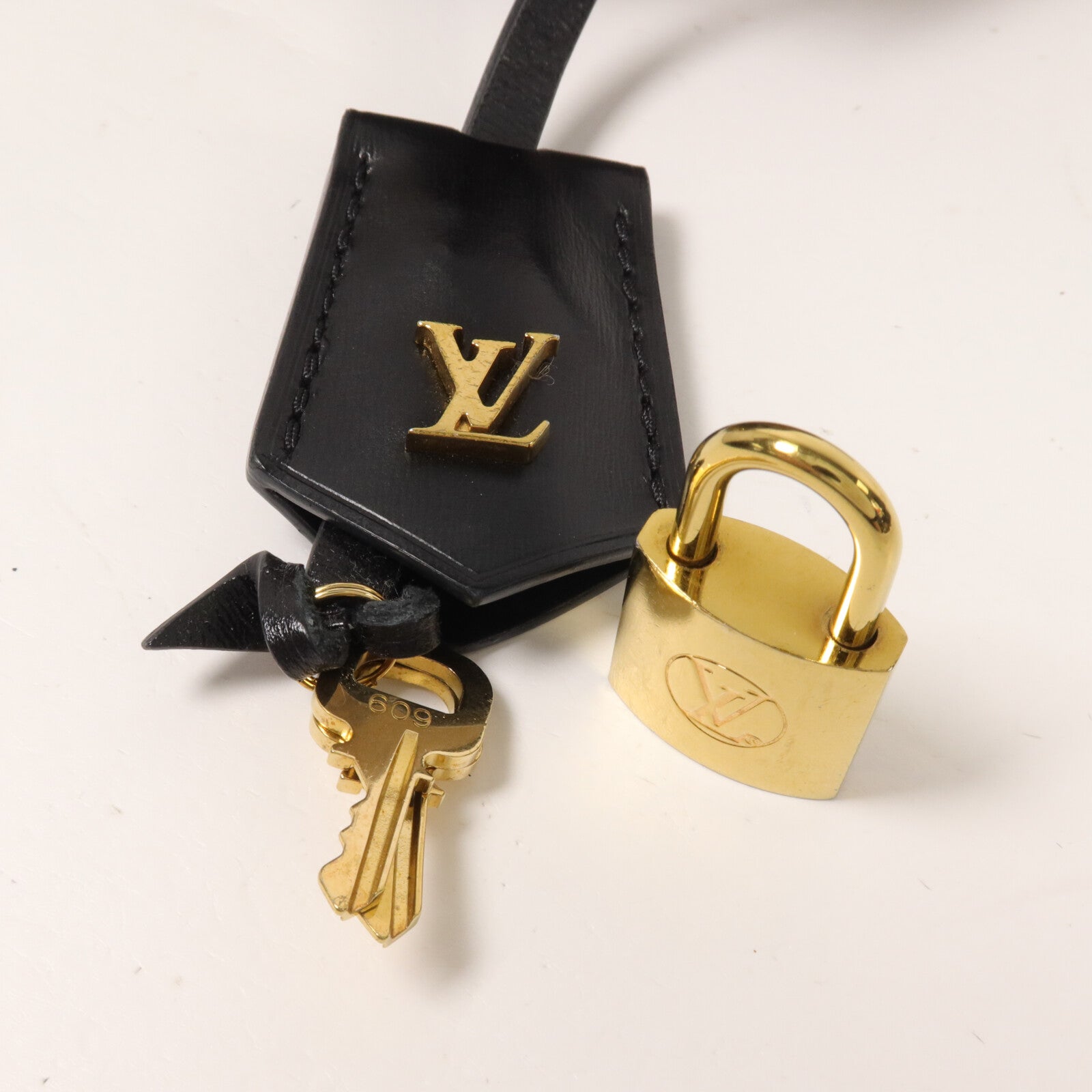 LOUIS VUITTON Monogram Reverse Vanity PM鏈帶手挽肩背兩用袋