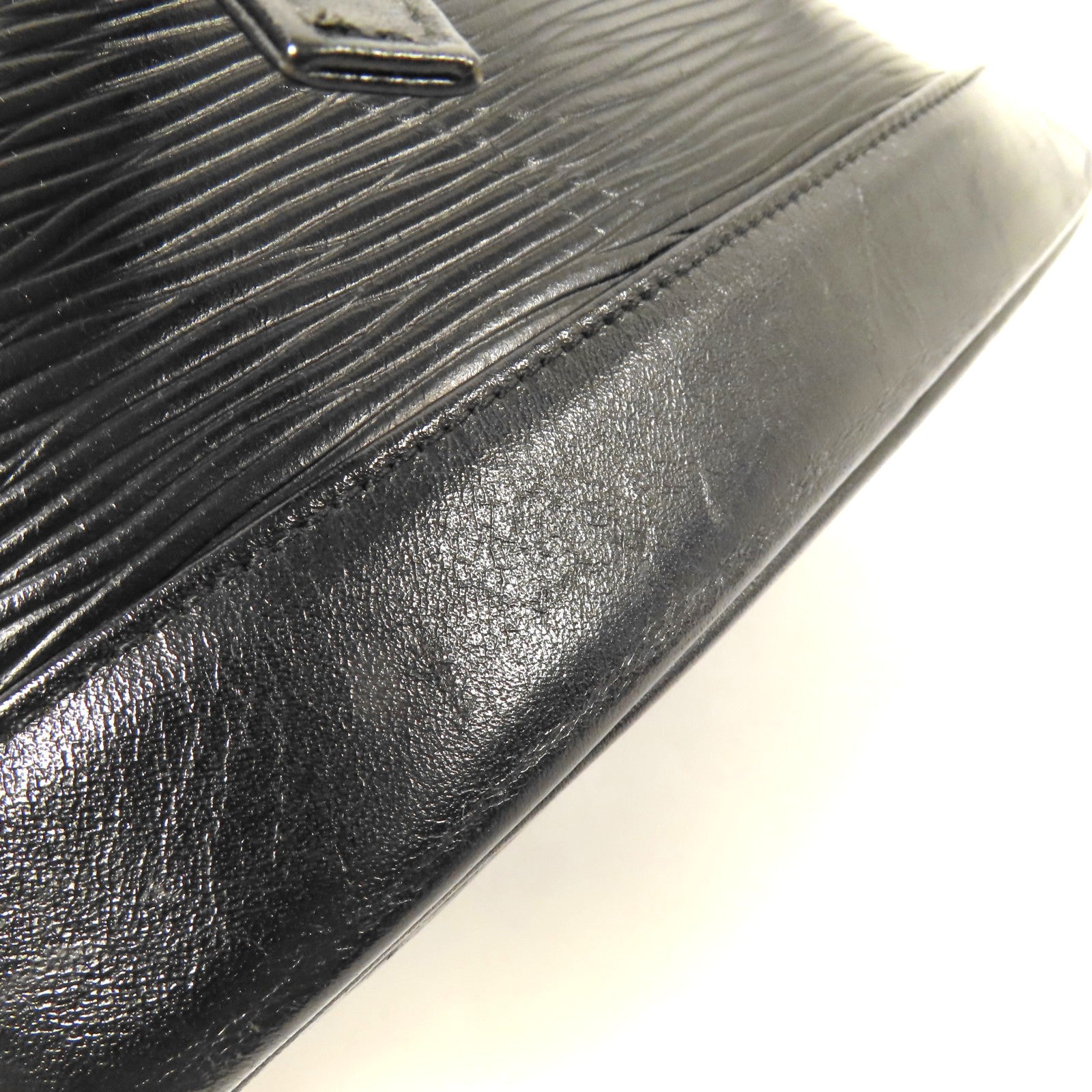 Valentino 牛皮皮革Vintage Backpack金扣背包