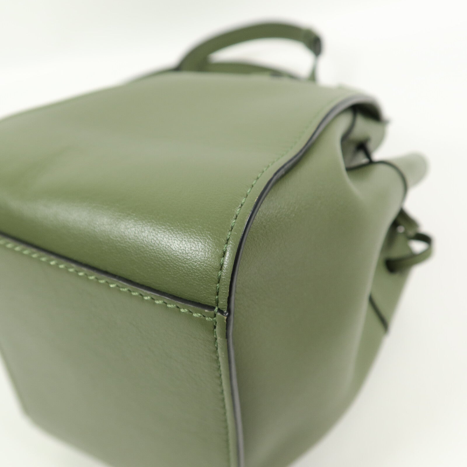 LOEWE 牛皮皮革Hammock Mini手挽肩背兩用袋