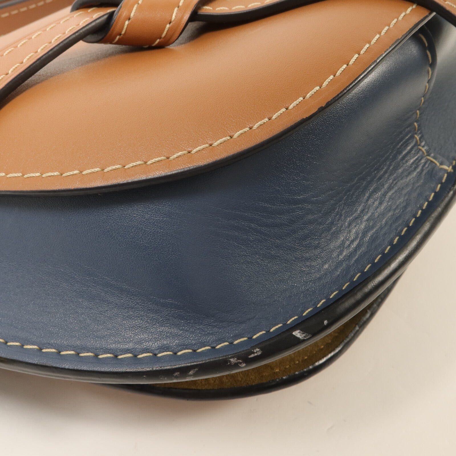 LOEWE 牛皮皮革Gate Small肩背袋