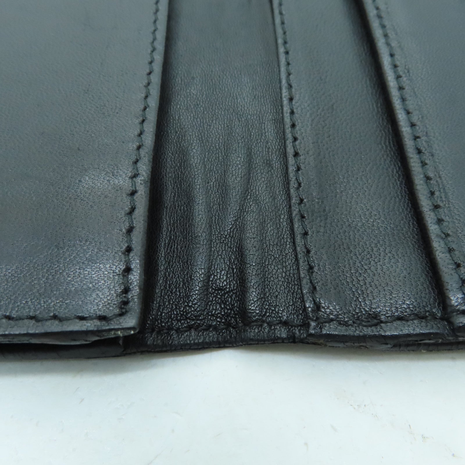 BOTTEGA VENETA 【激減優惠】皮革Wallet銀扣長錢包黑色