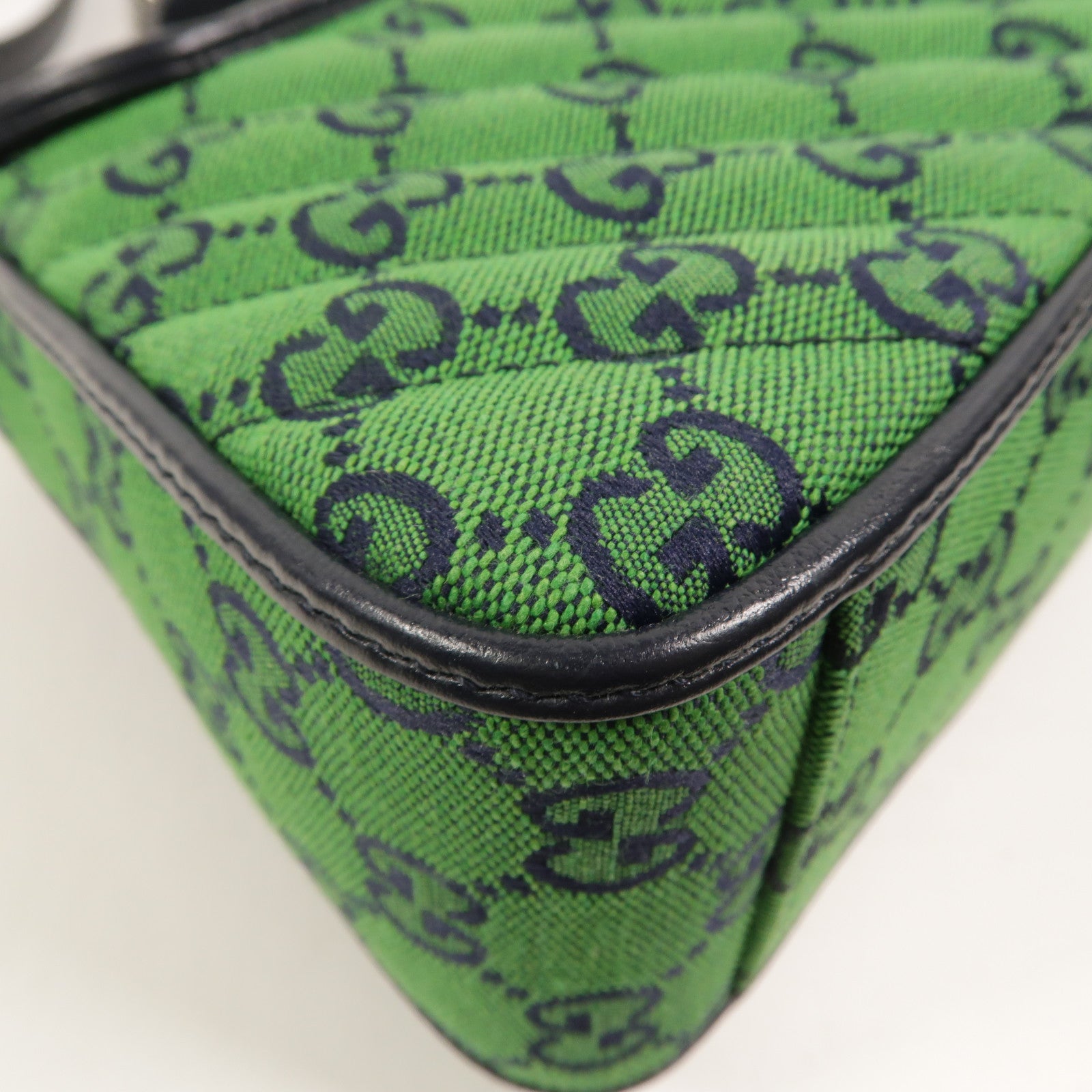 GUCCI 帆布GG Marmont Mini鏈帶手挽肩背兩用袋