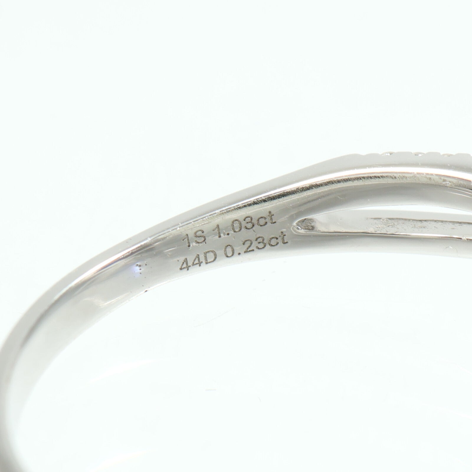 JEWELRY 18K白金Sapphire Diamond Ring藍寶石/鑽石戒指