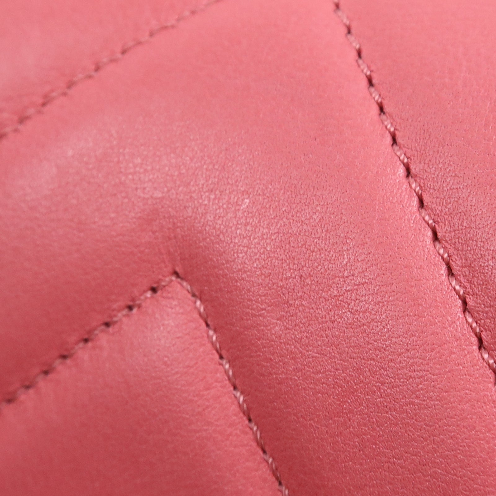 CHANEL 羊皮皮革Boy 20銀扣鏈帶肩背袋