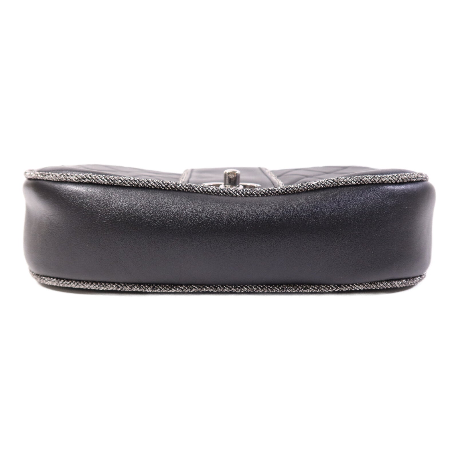 CHANEL 牛皮皮革Chain Shoulder Bag銀扣鏈帶肩背袋