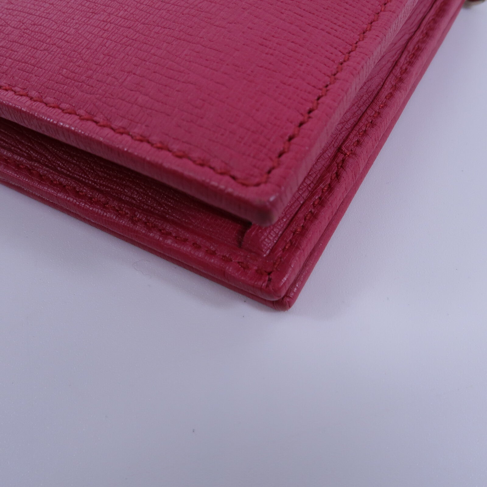 GUCCI 牛皮皮革Wallet On Chain鏈帶肩背袋