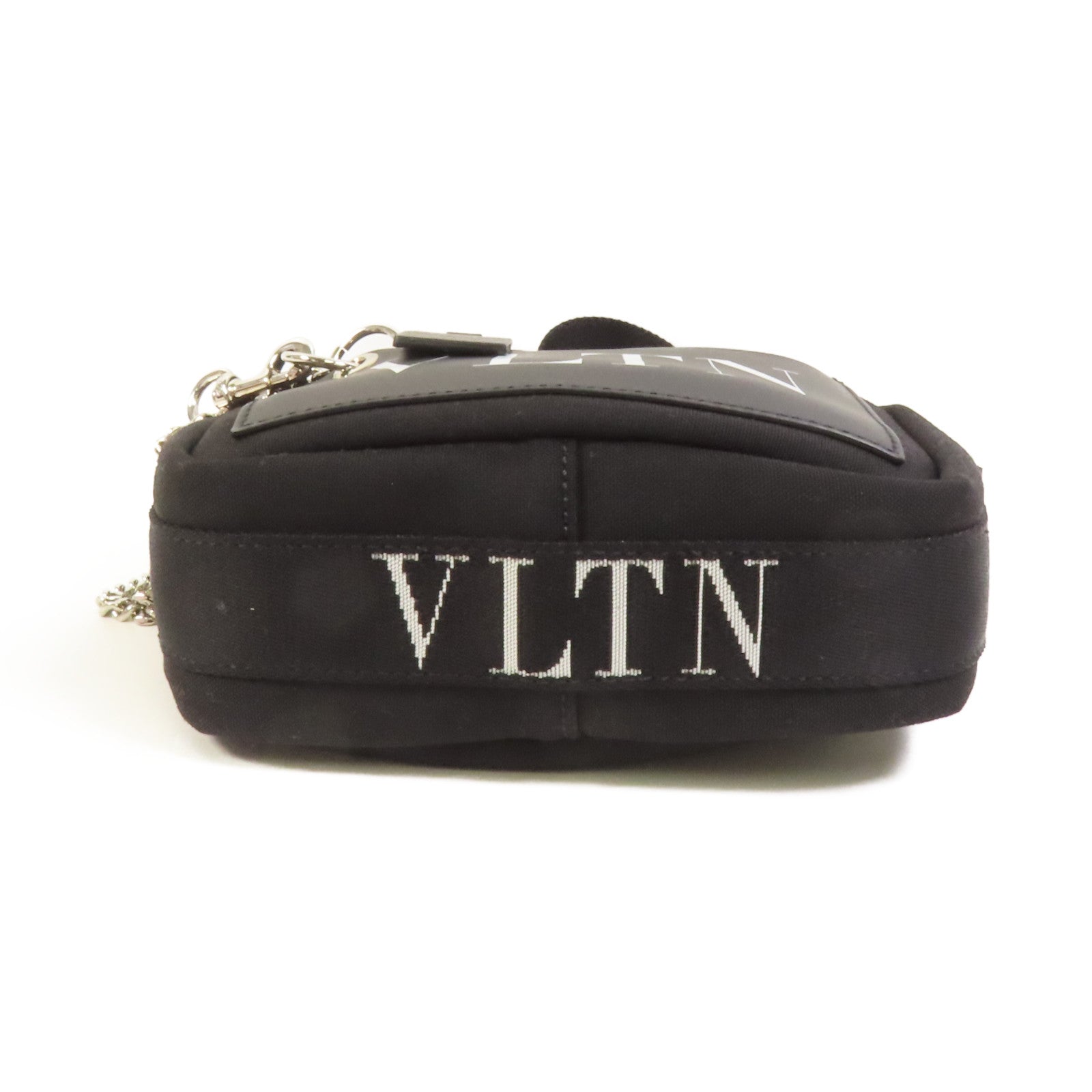 Valentino 帆布VLTN Garavami Shoulder Bag銀扣肩背袋